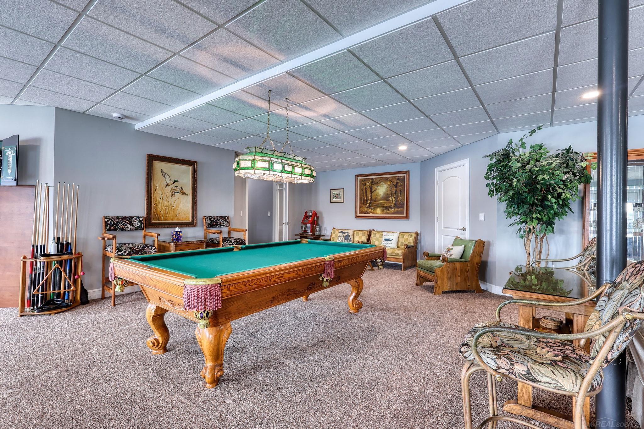 750 Bay Pointe Drive