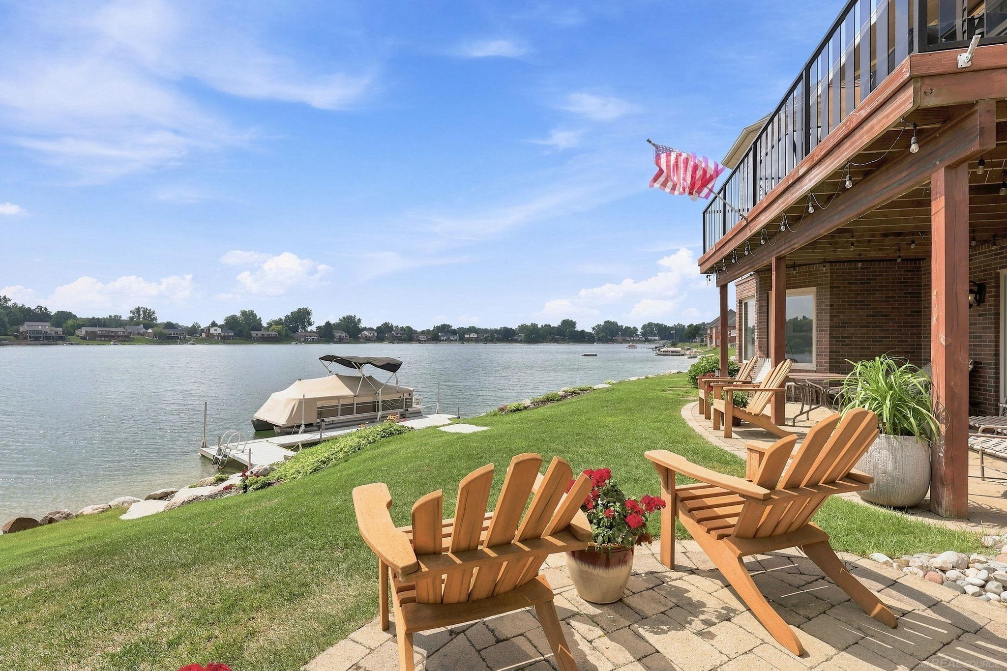 750 Bay Pointe Drive