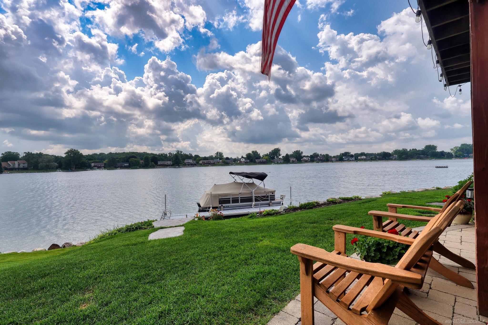 750 Bay Pointe Drive