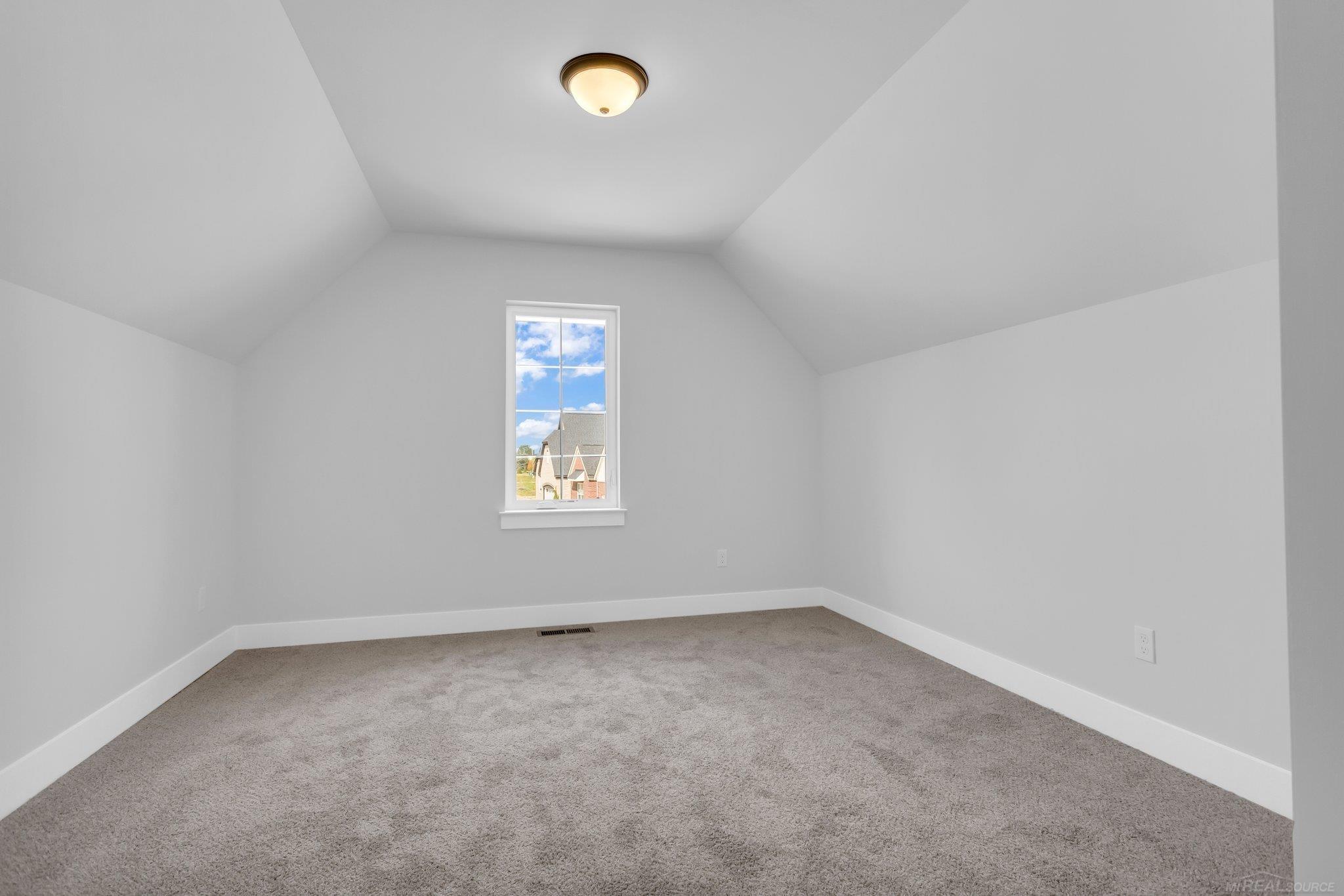42419 Magnolia Drive