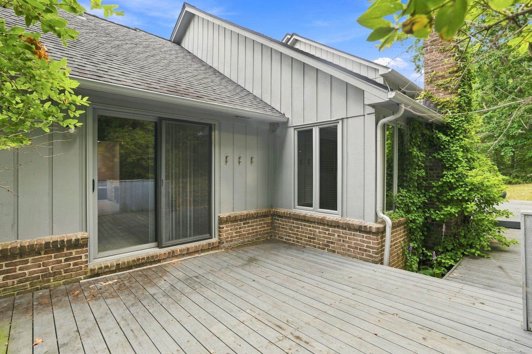 1085 Bear Creek Court