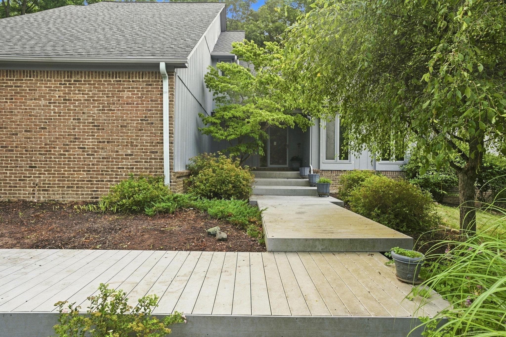 1085 Bear Creek Court