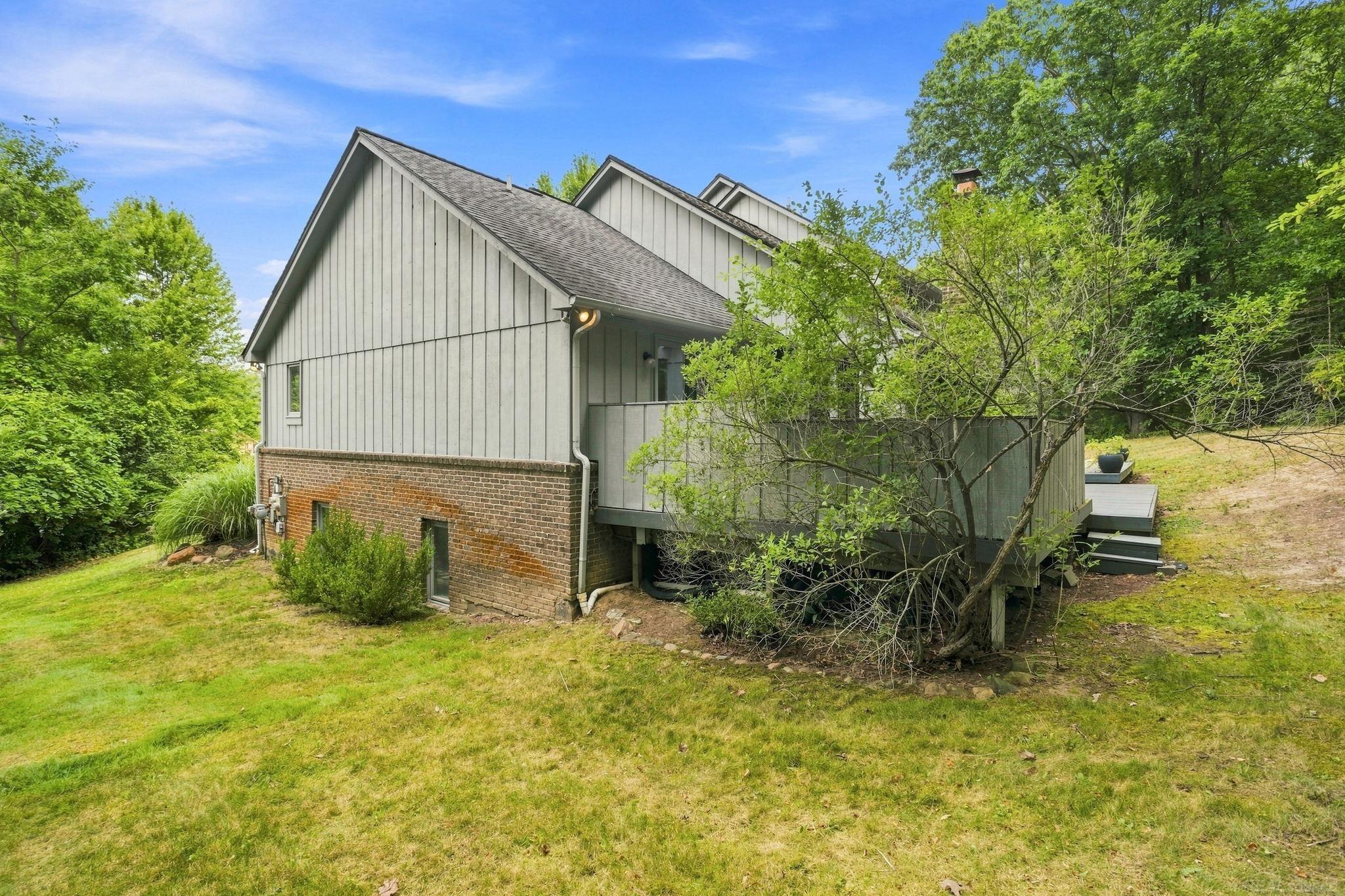 1085 Bear Creek Court