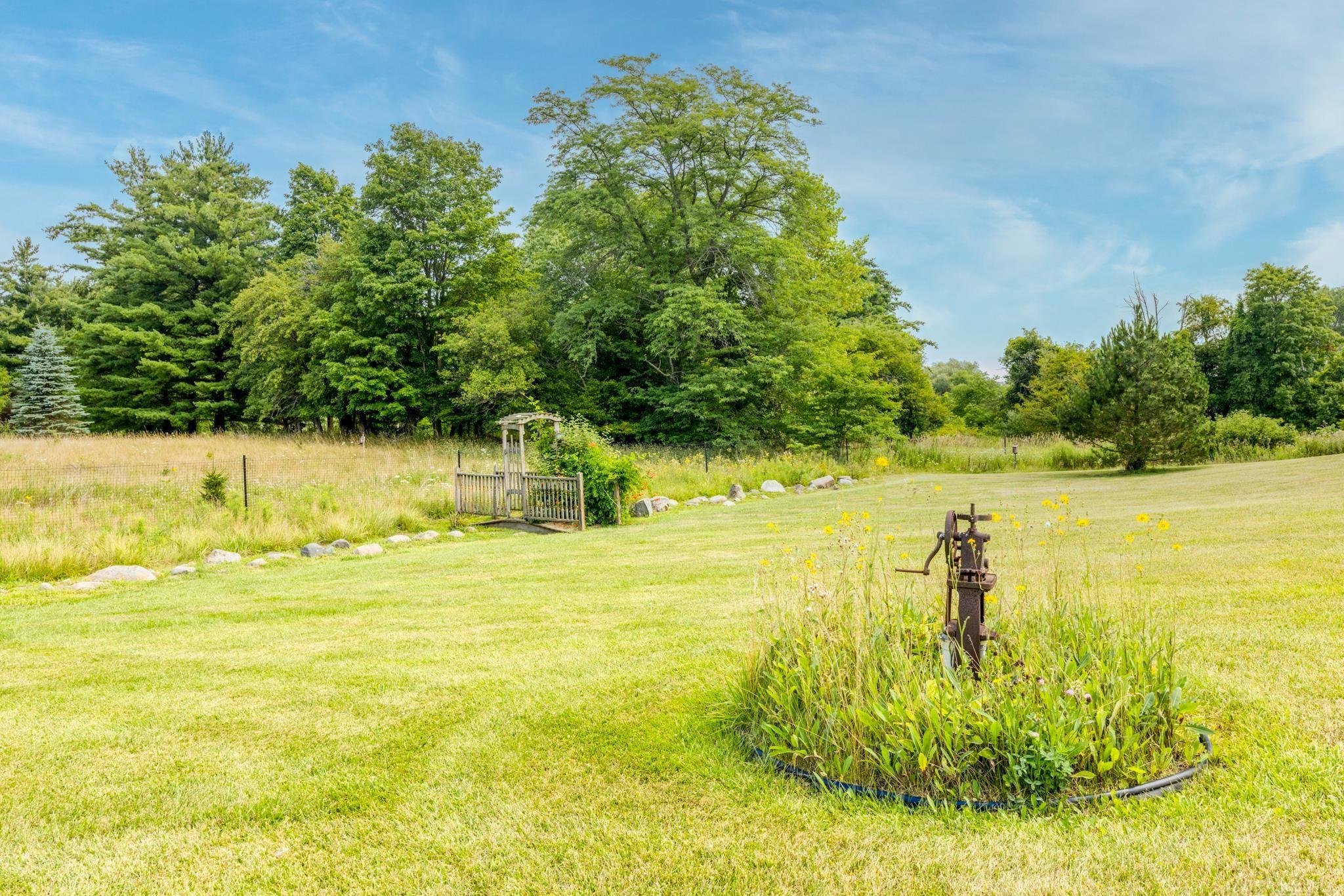 6144 Mortimer Line Road