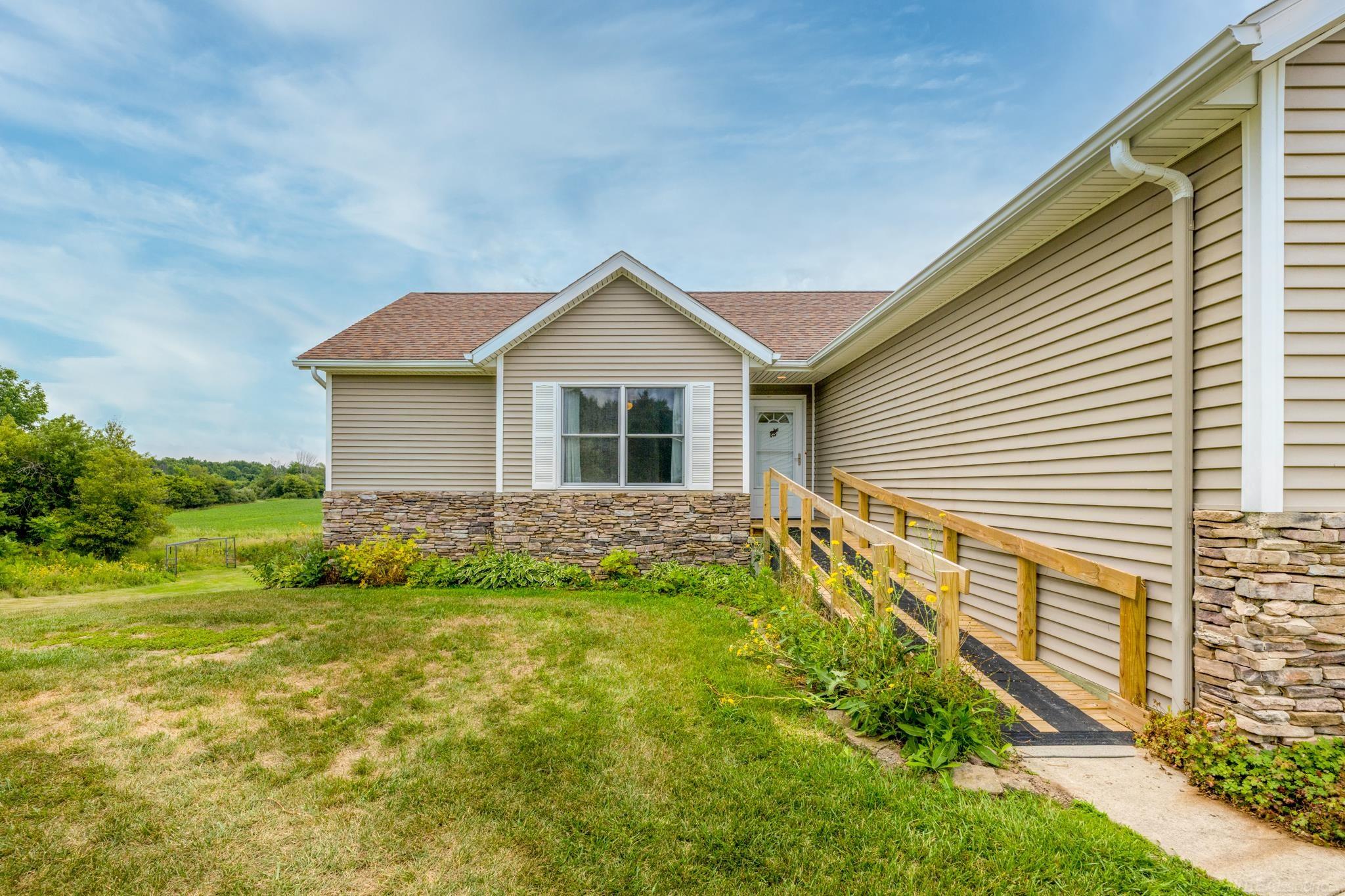 6144 Mortimer Line Road