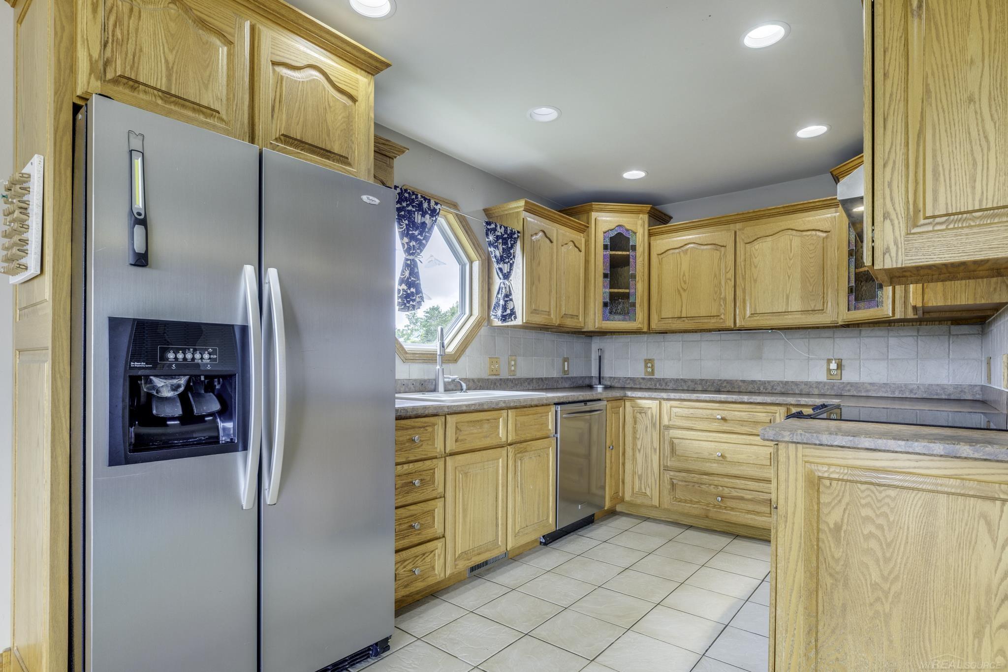 6144 Mortimer Line Road