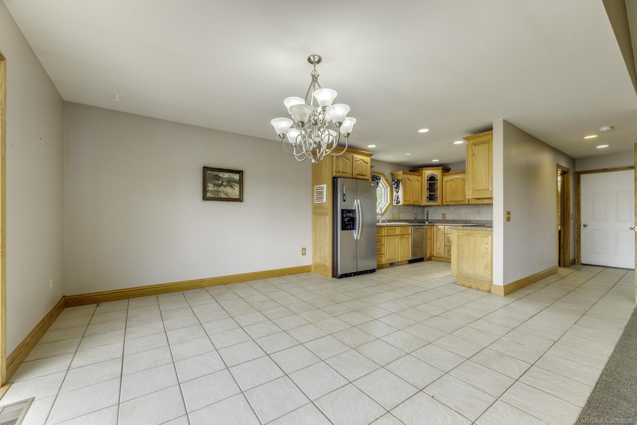 6144 Mortimer Line Road