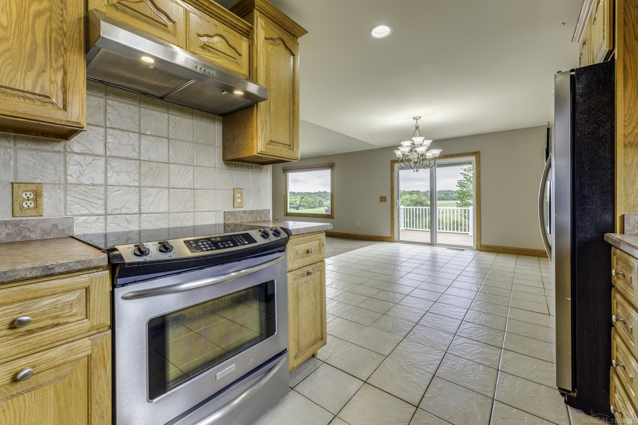 6144 Mortimer Line Road
