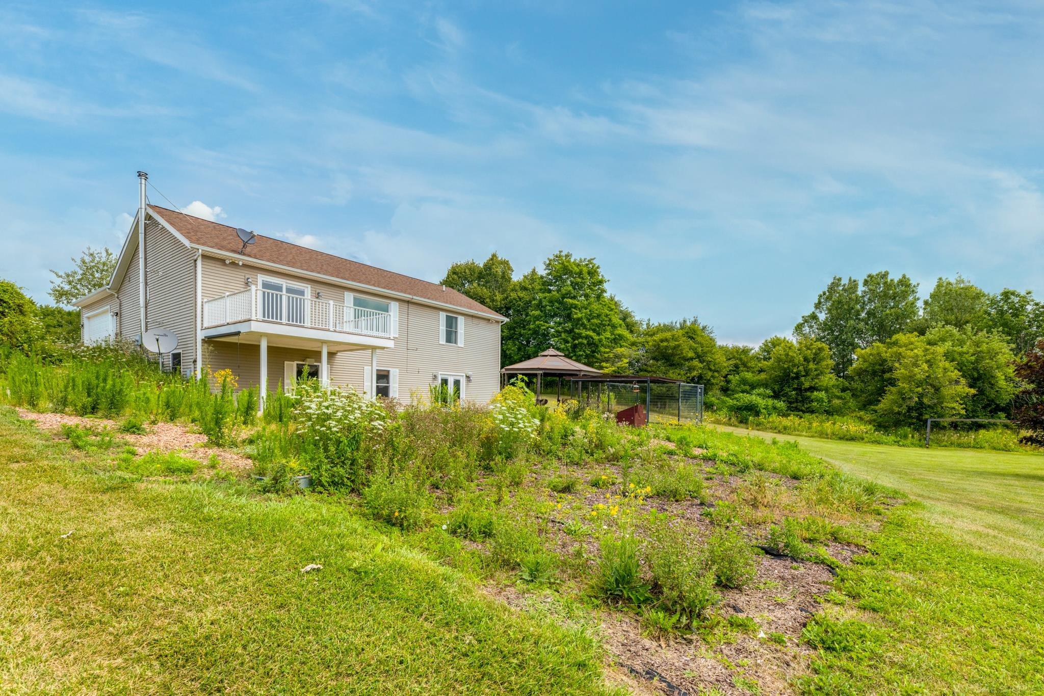 6144 Mortimer Line Road
