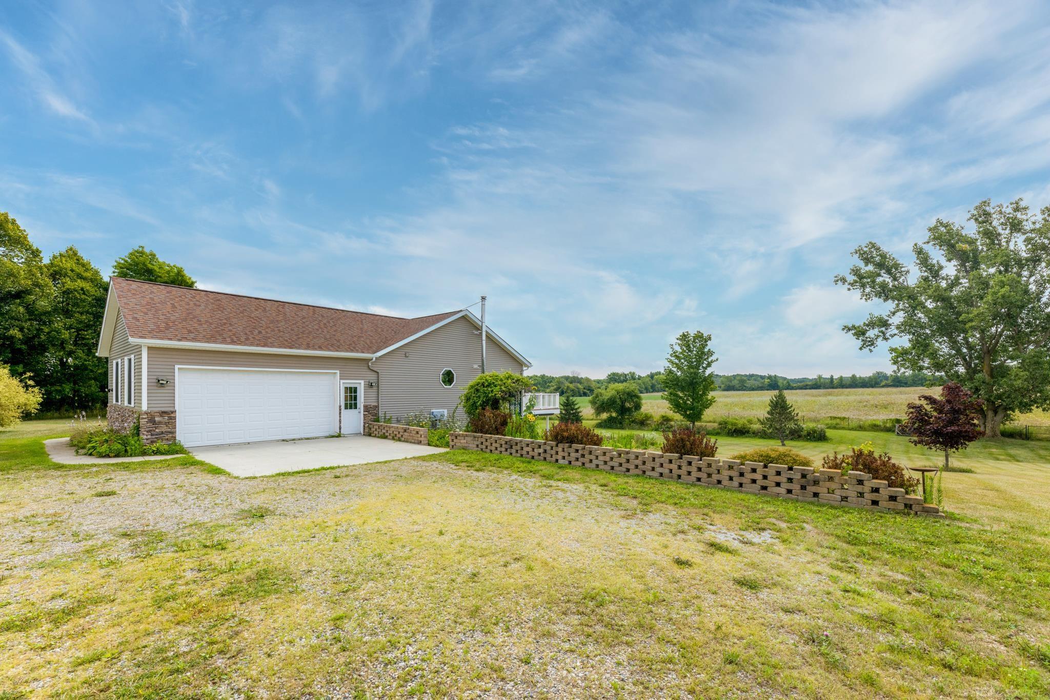 6144 Mortimer Line Road