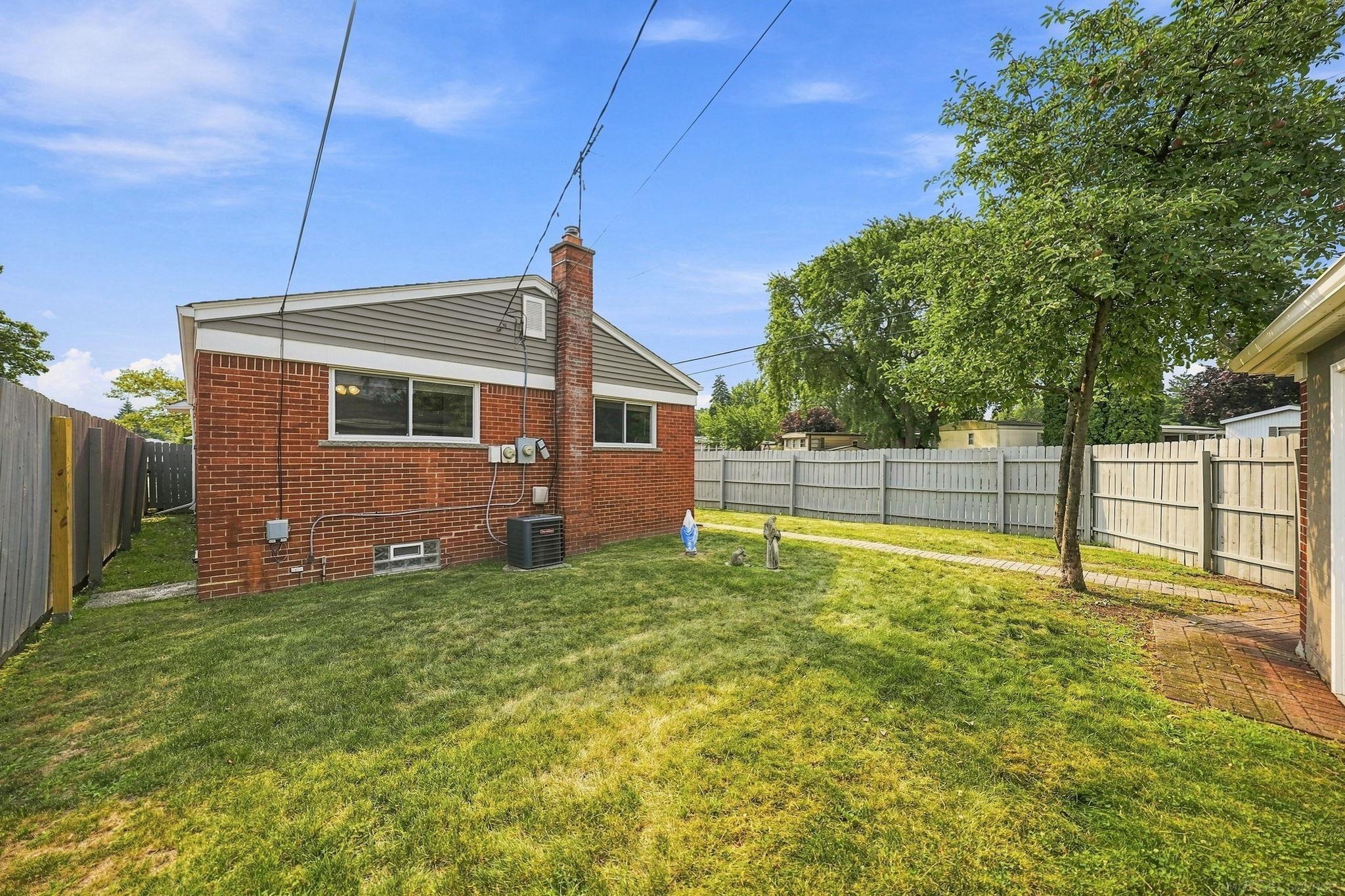 23803 Ada Avenue