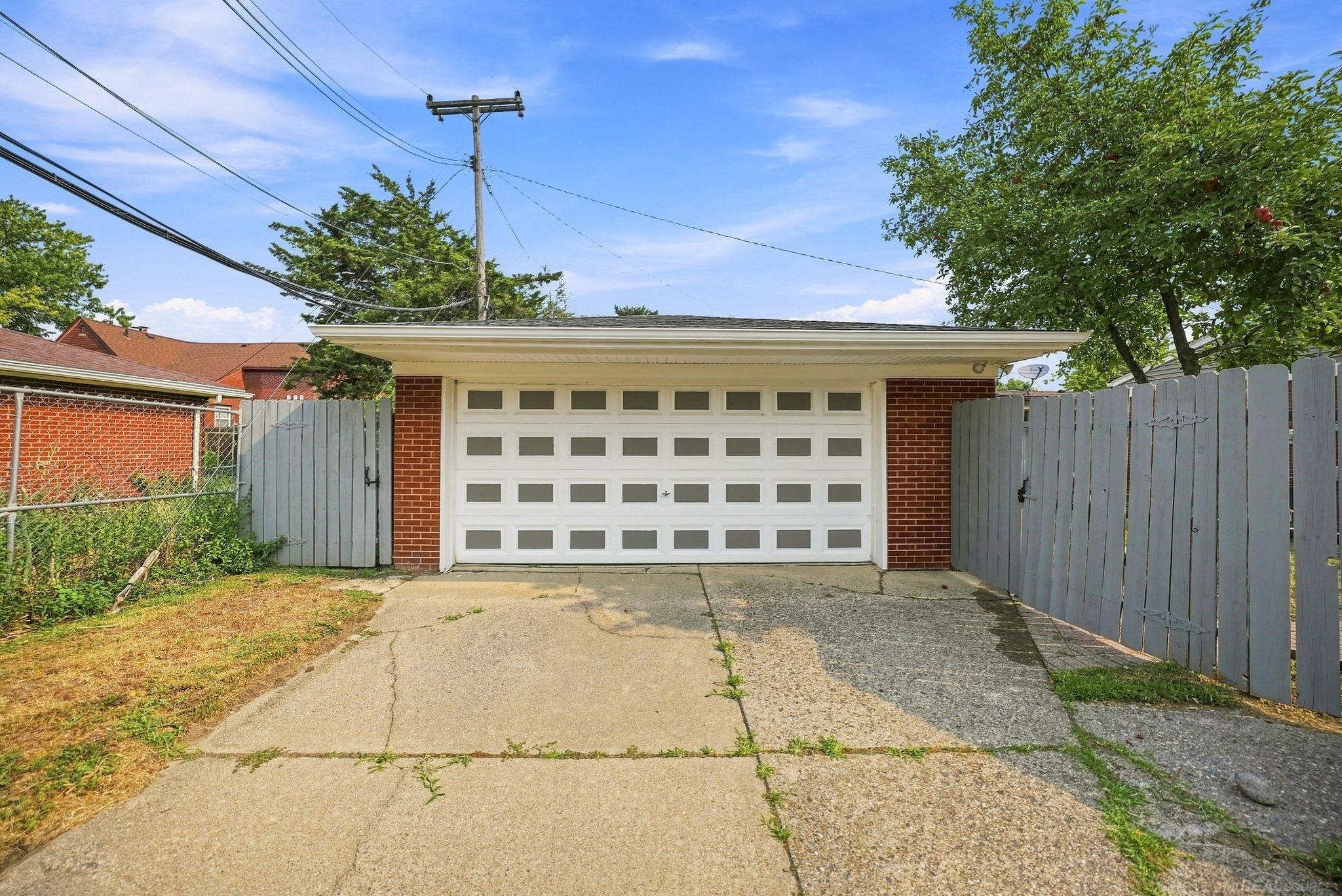 23803 Ada Avenue