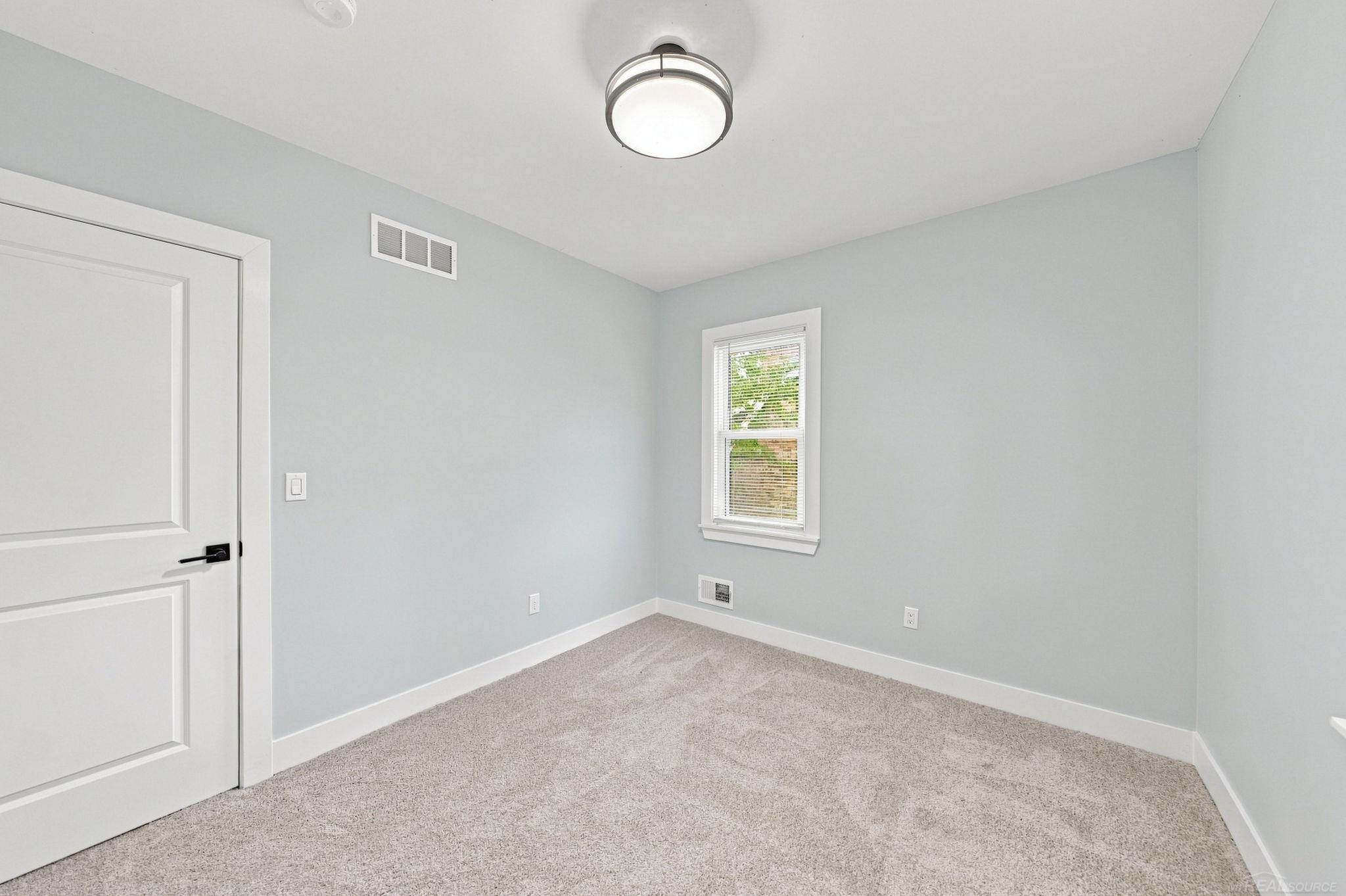 3438 Balfour Road