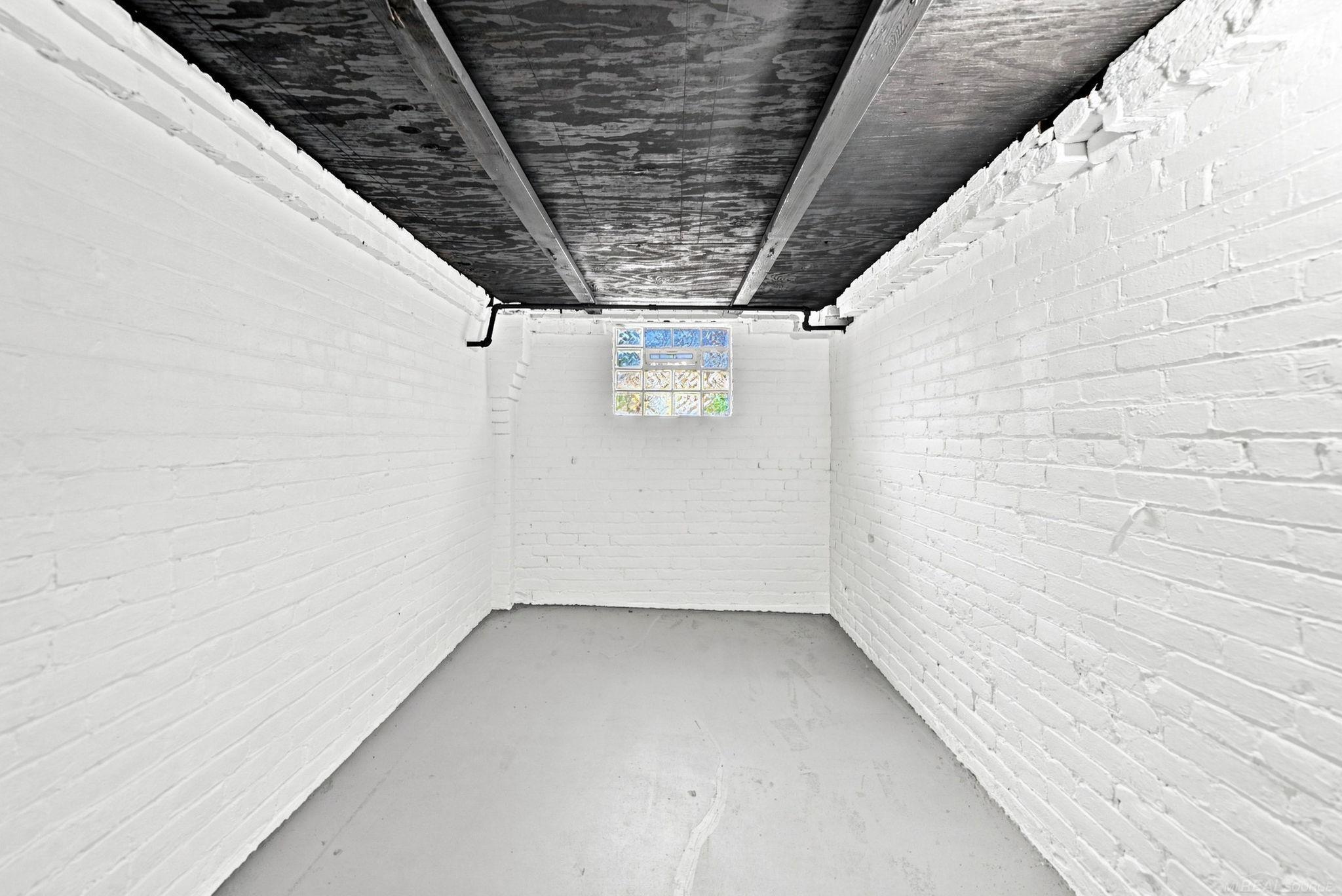 3438 Balfour Road