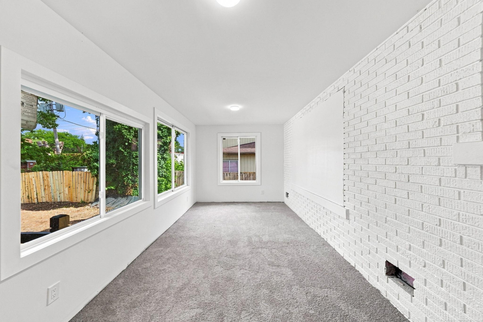 3438 Balfour Road