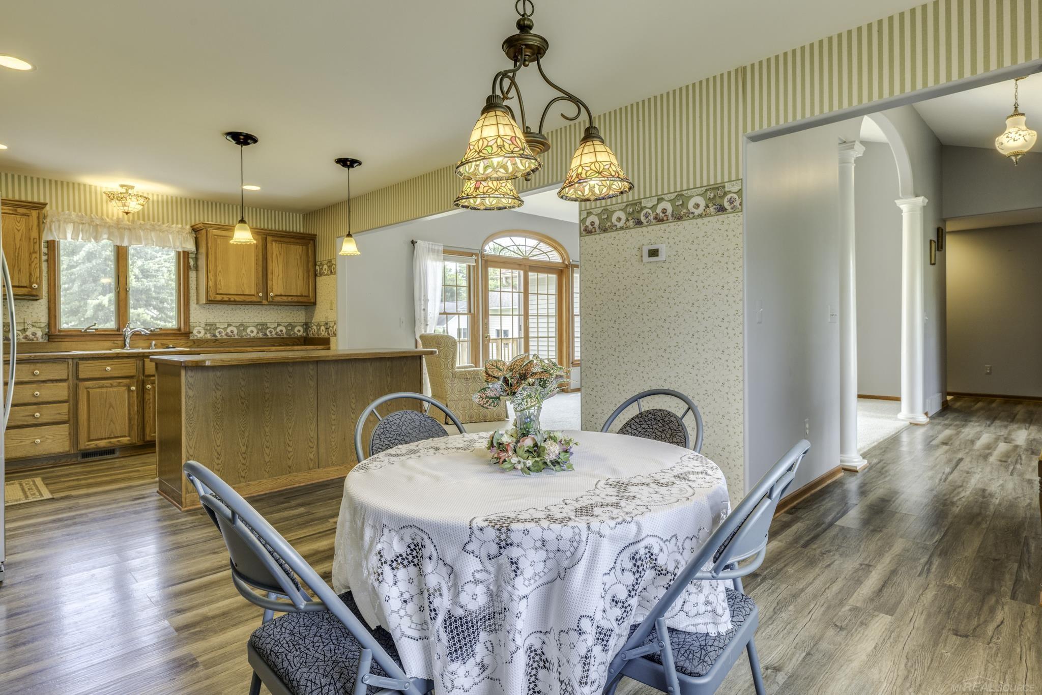 5401 William Drive