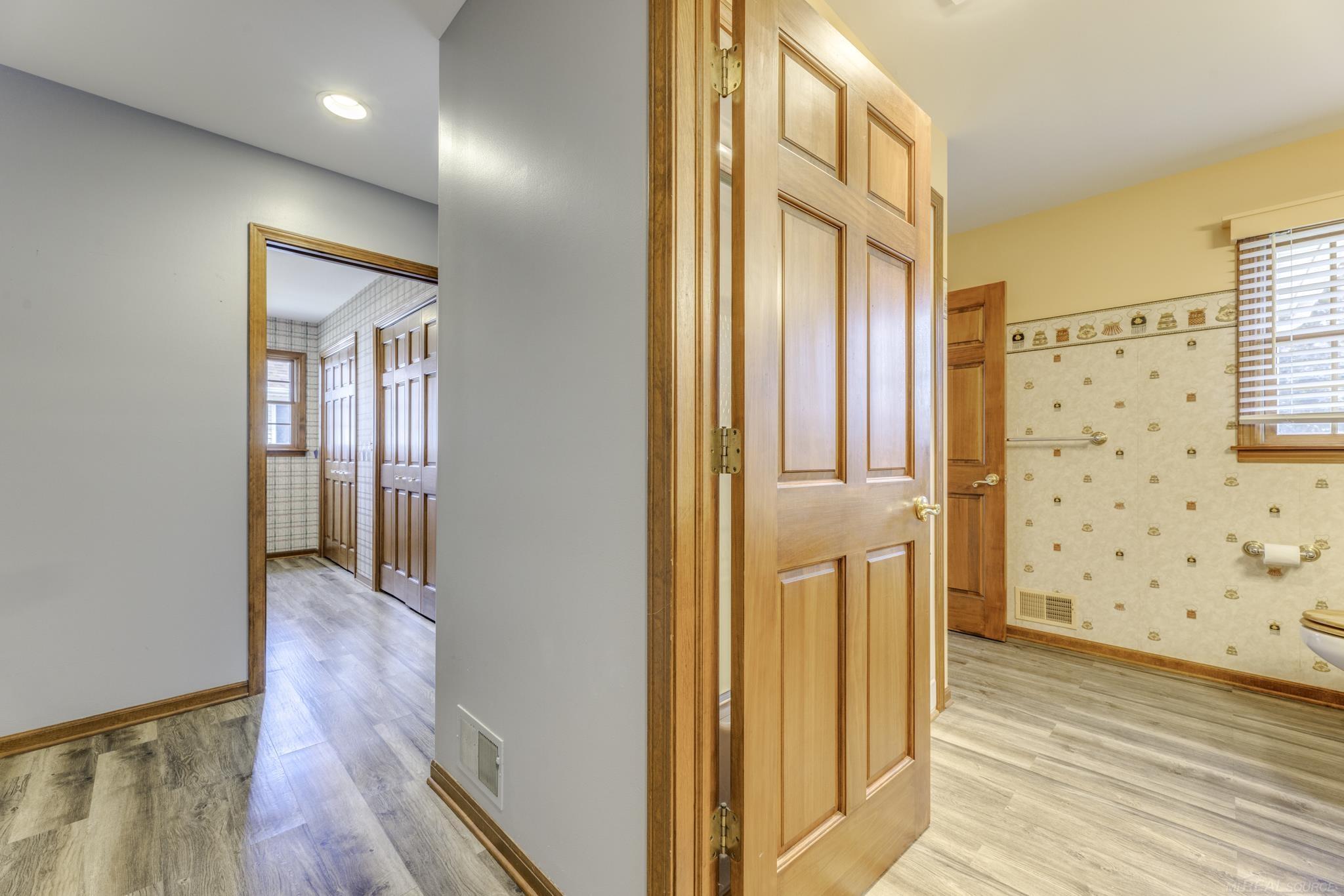 5401 William Drive