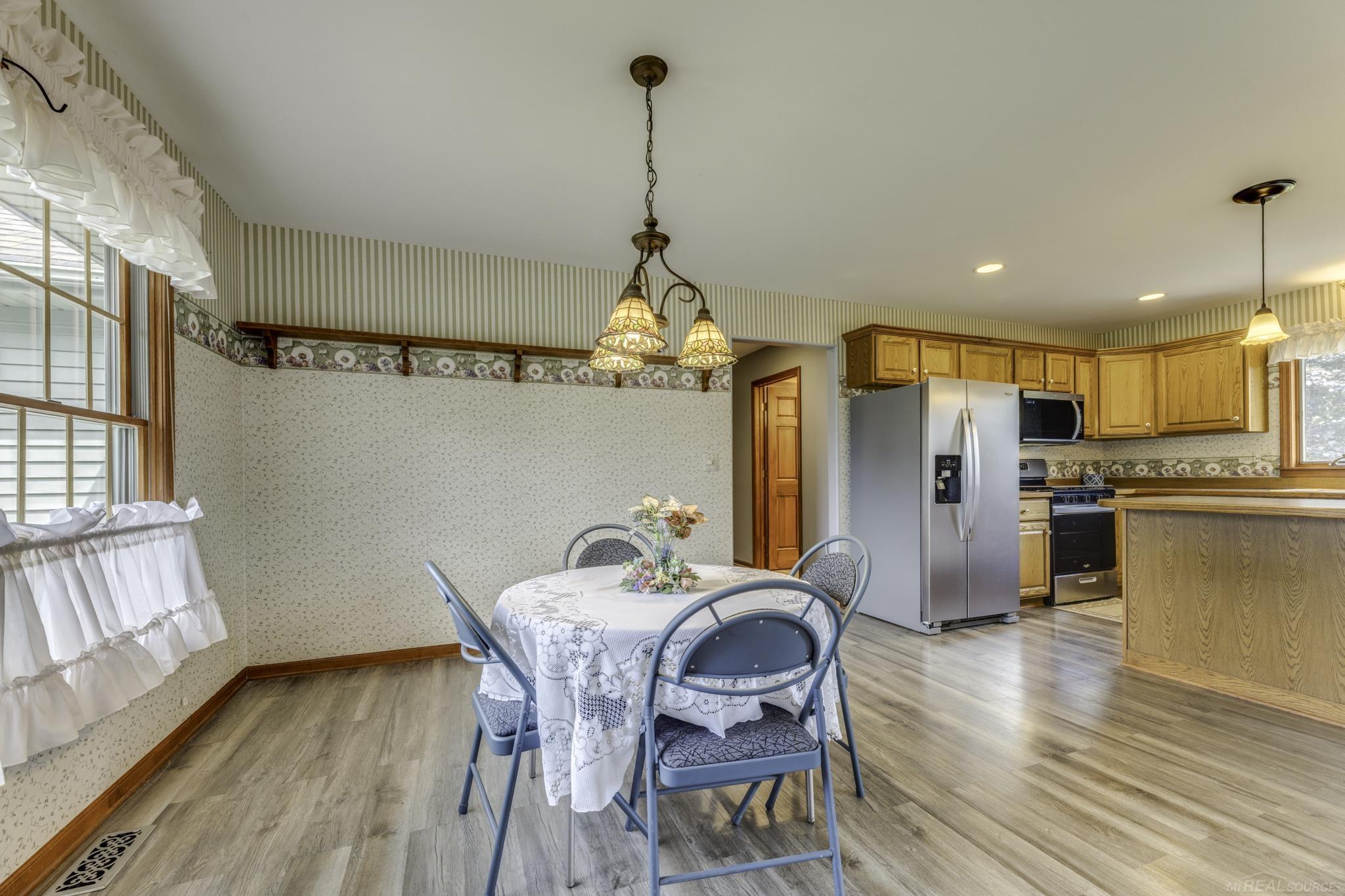 5401 William Drive