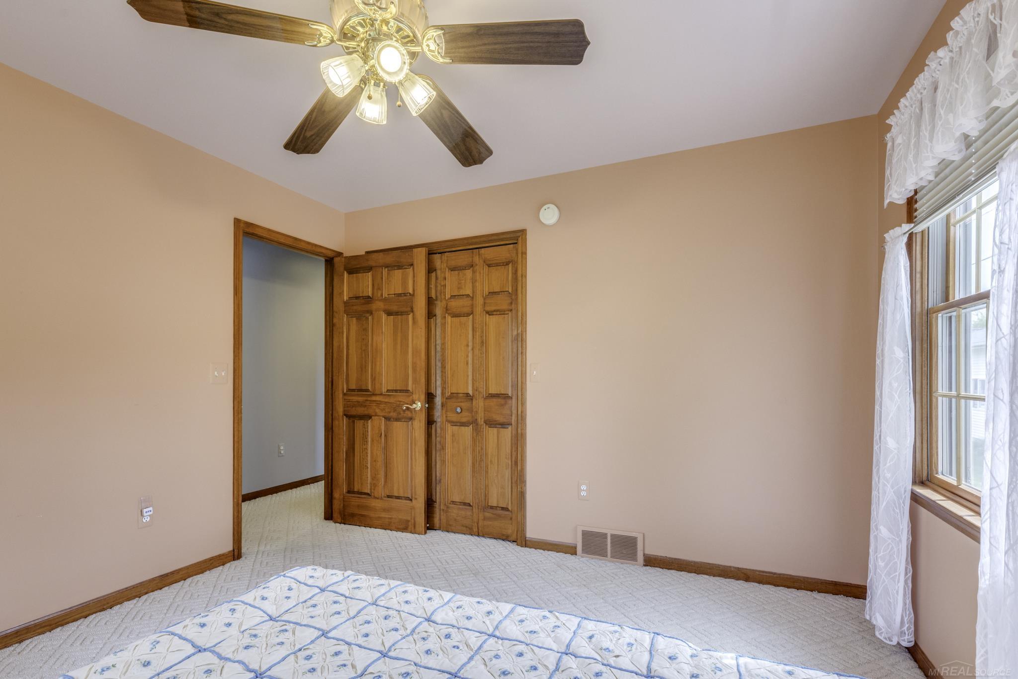 5401 William Drive