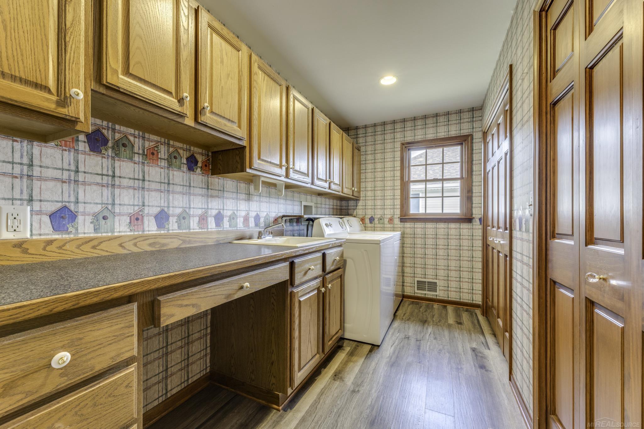 5401 William Drive