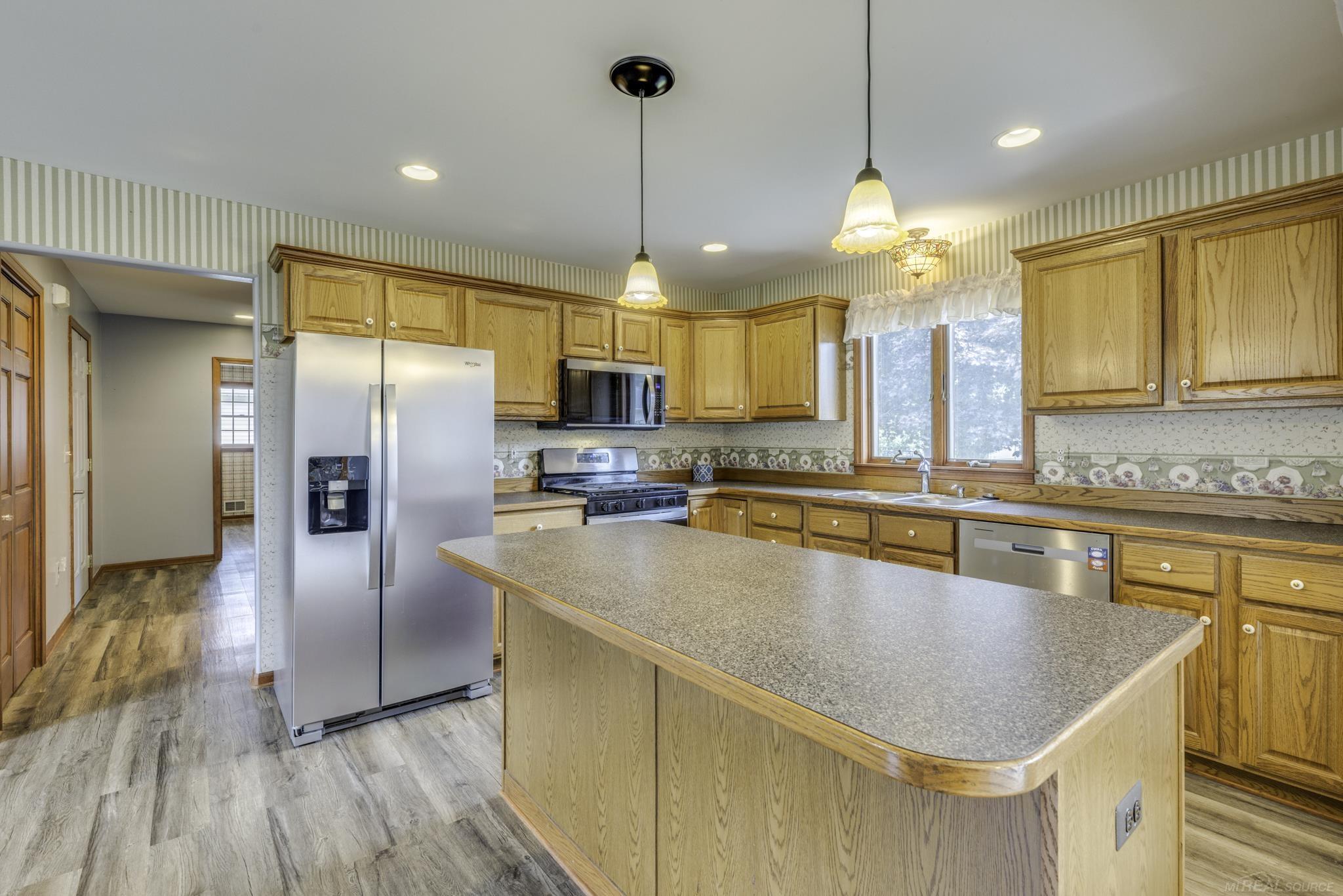 5401 William Drive