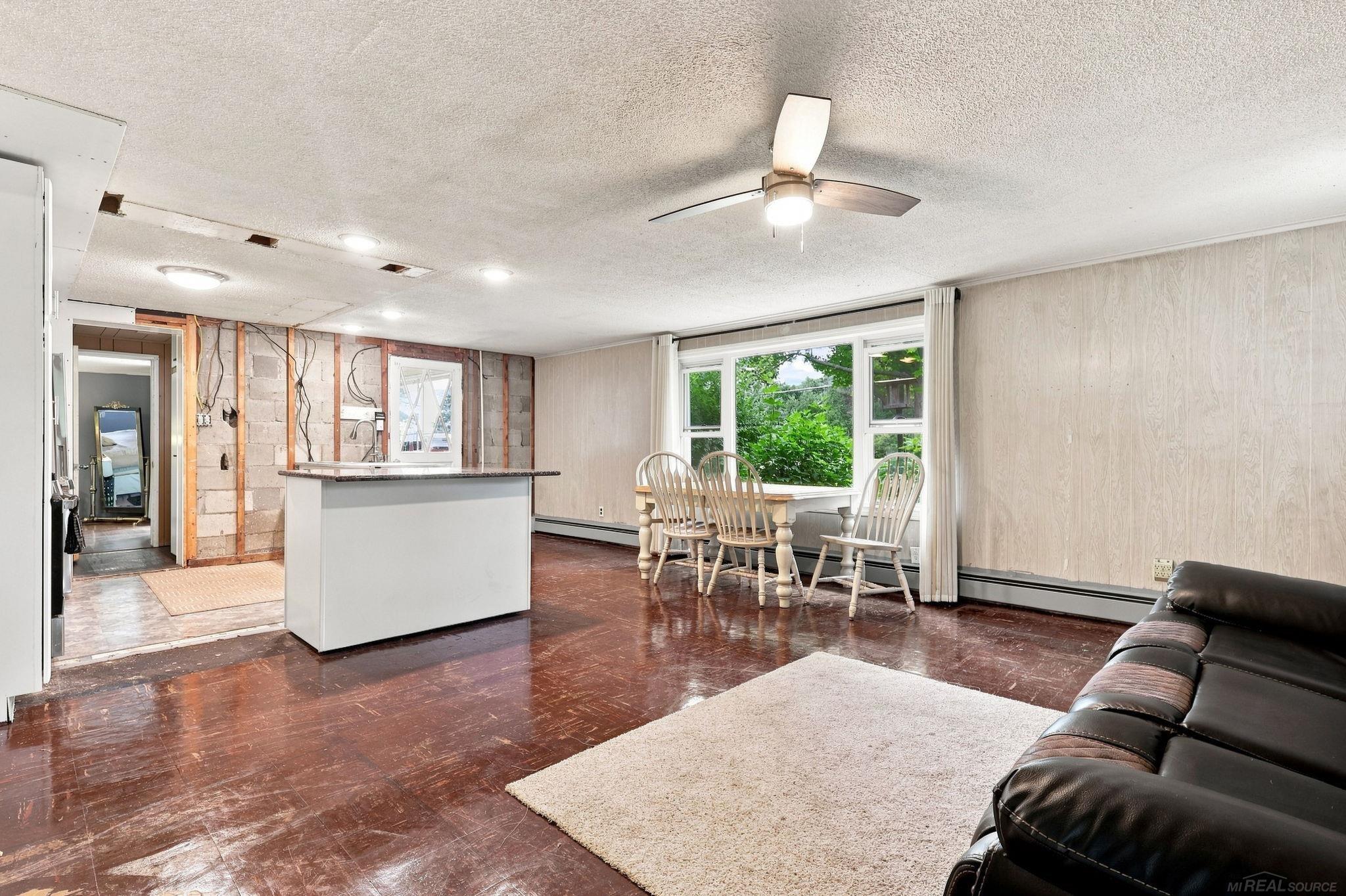 3048 N Wadhams Road
