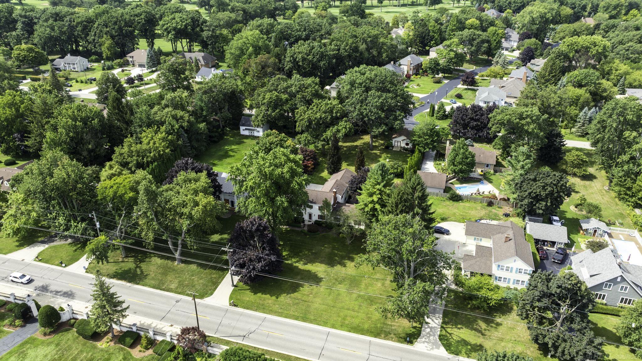 4333 Gratiot Avenue