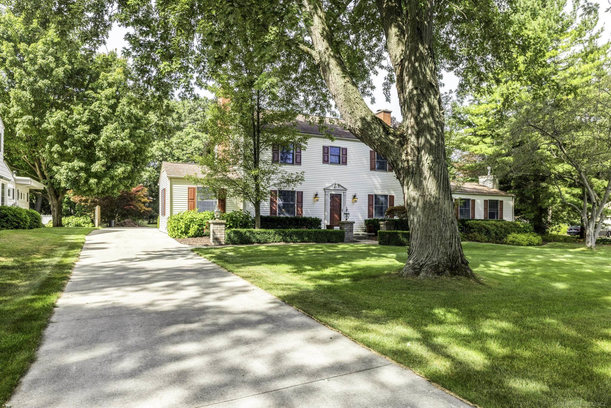 4333 Gratiot Avenue