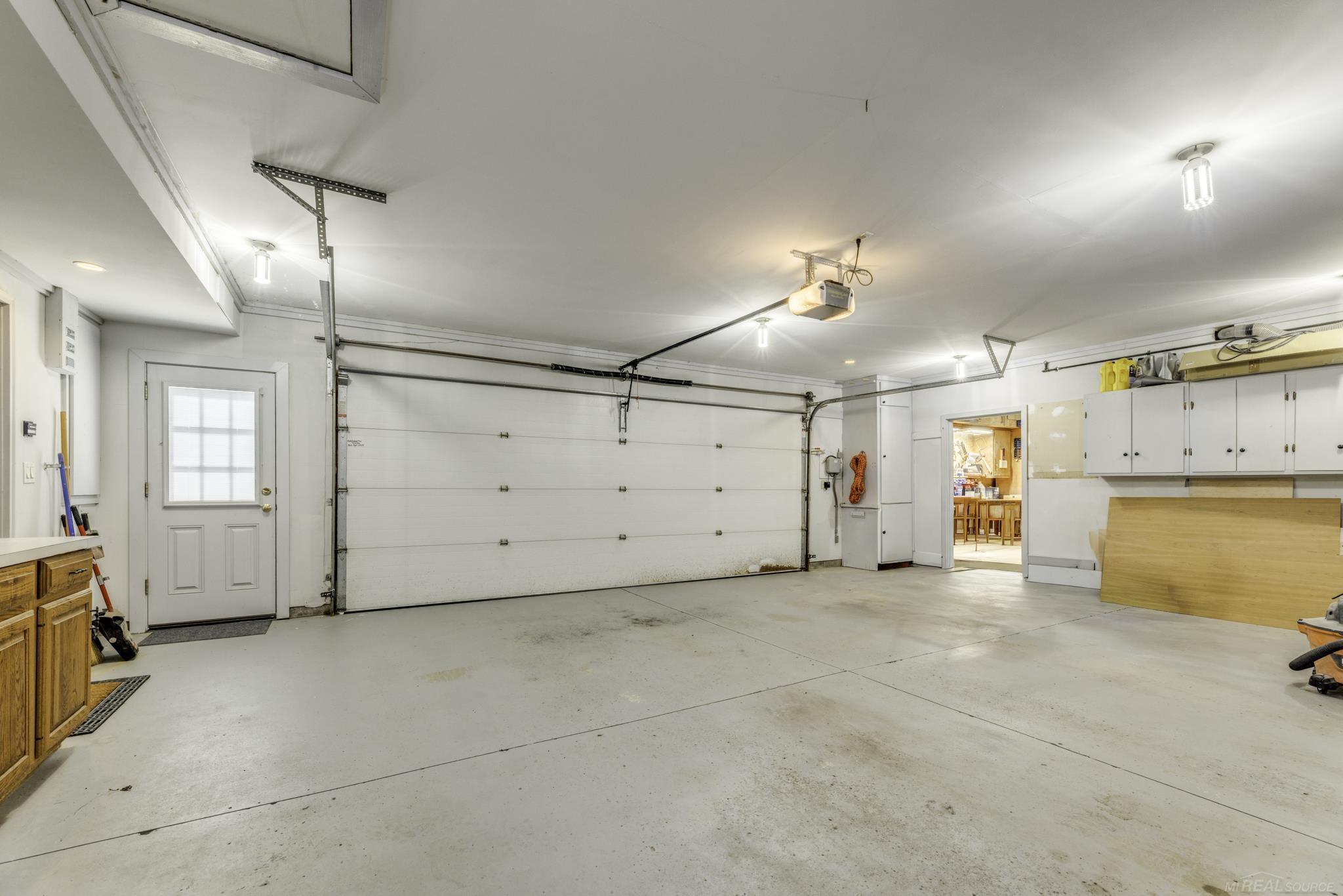 4333 Gratiot Avenue