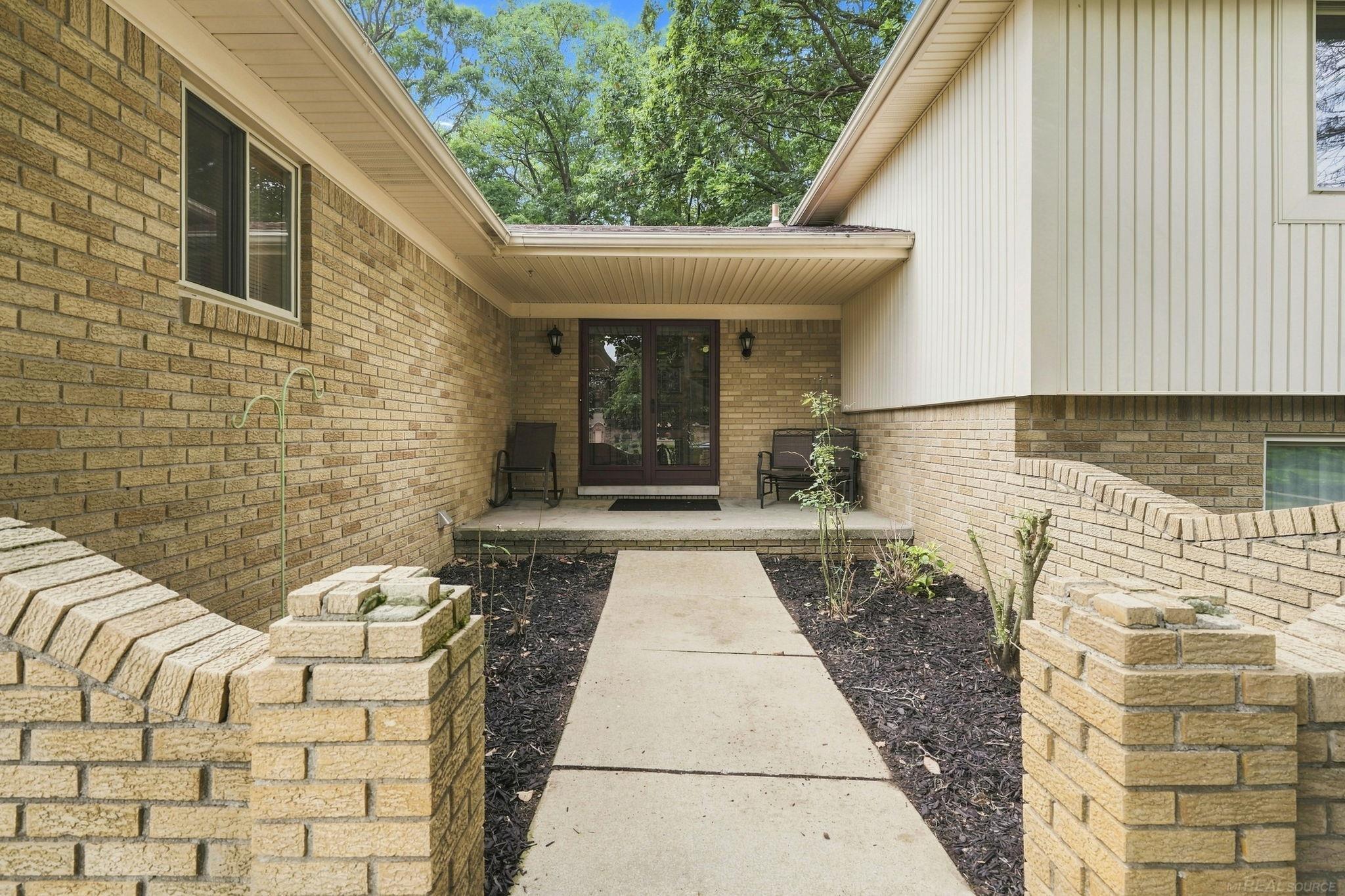 47795 Anna Court