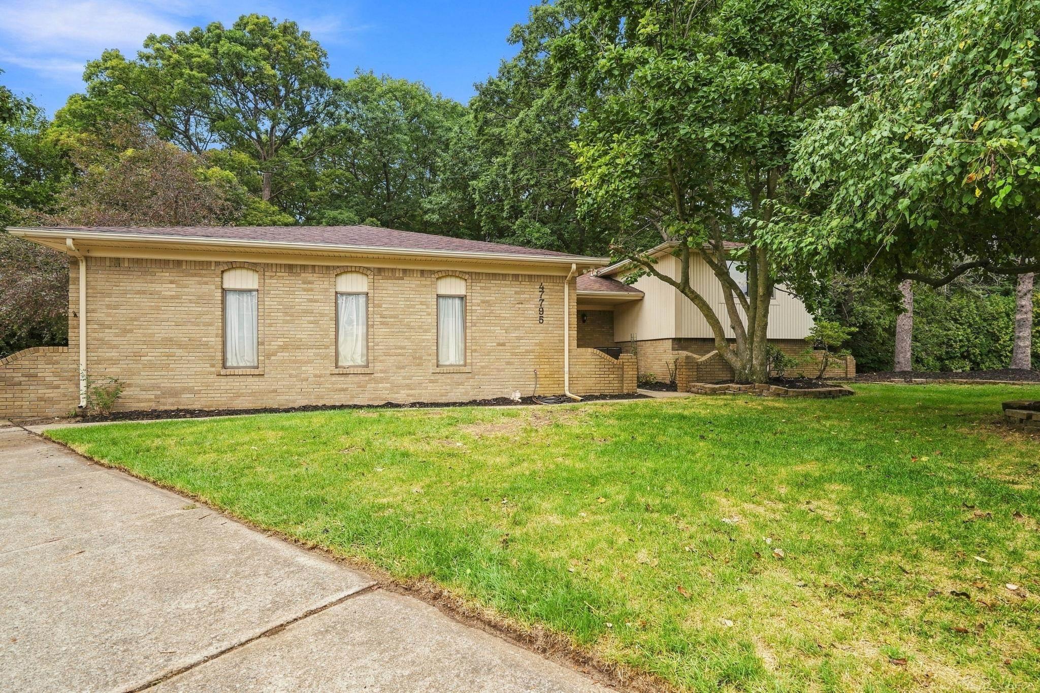 47795 Anna Court