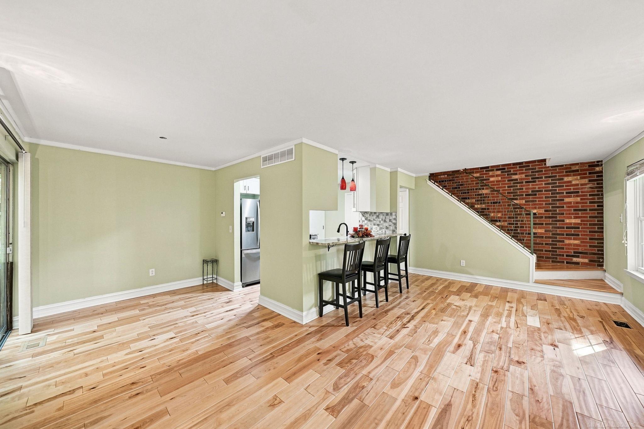 33707 Bayview Dr Drive