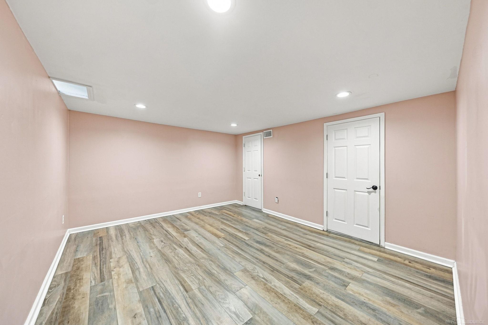 33707 Bayview Dr Drive