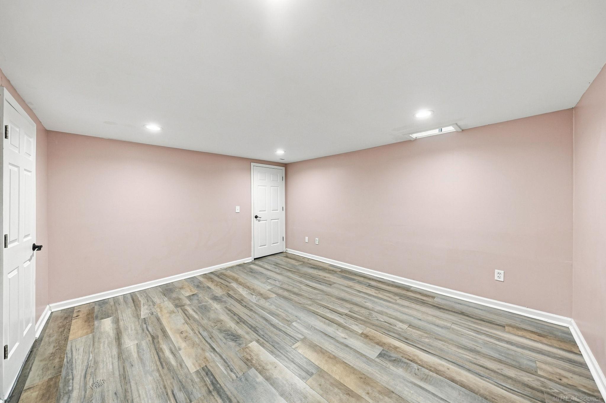 33707 Bayview Dr Drive