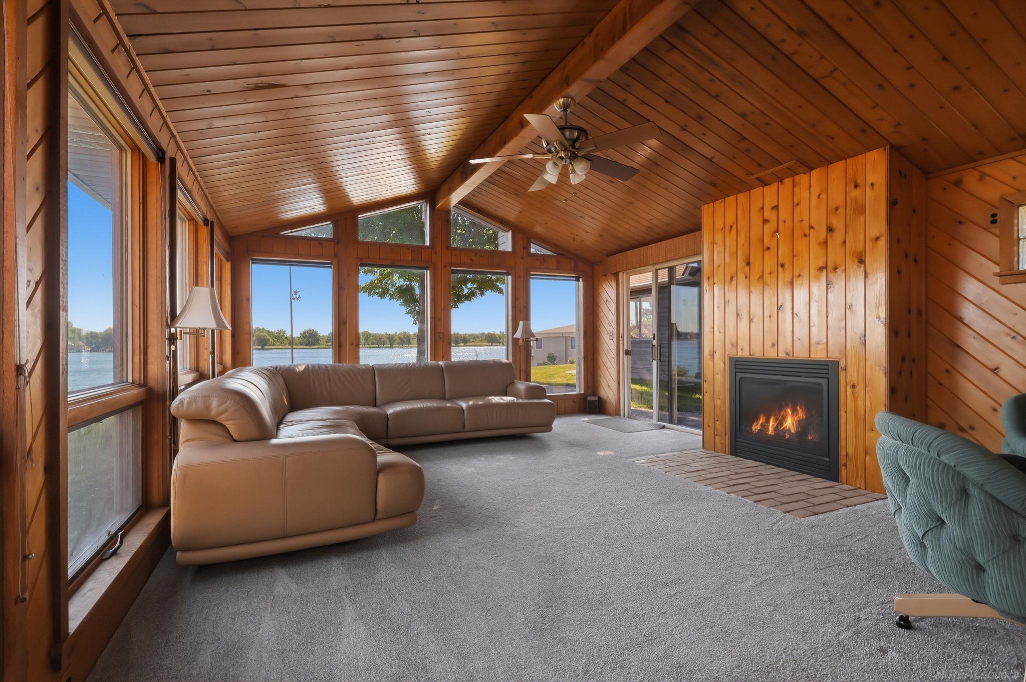 3549 River Road Road