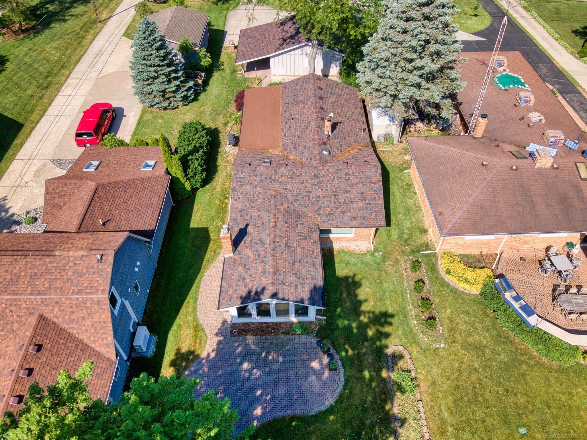 3549 River Road Road