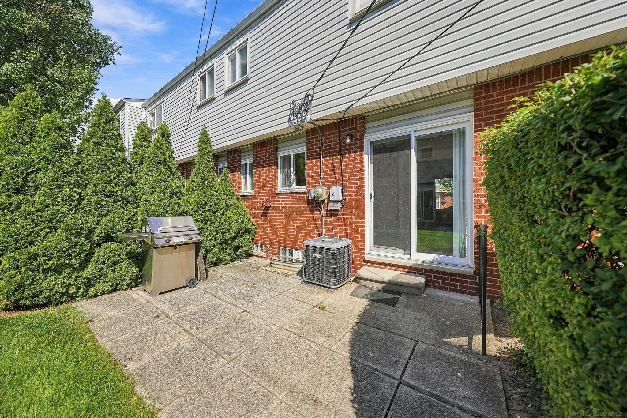 27908 Eastwick Square Drives