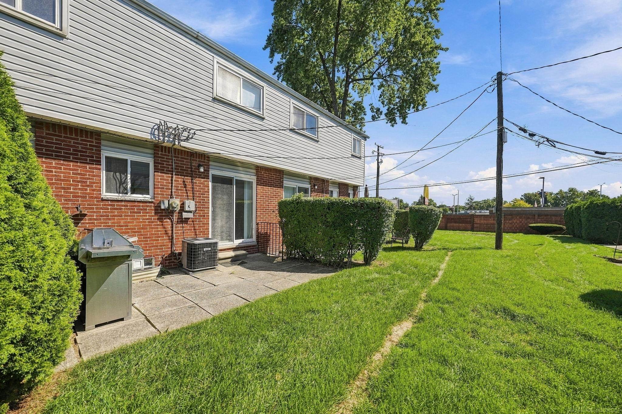 27908 Eastwick Square Drives
