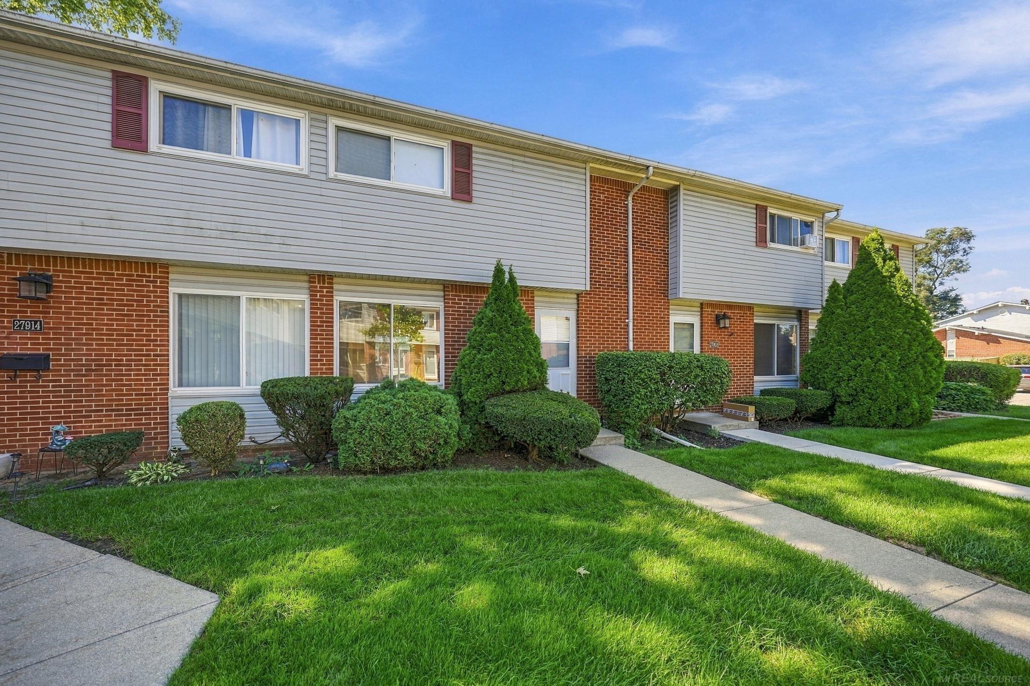 27908 Eastwick Square Drives