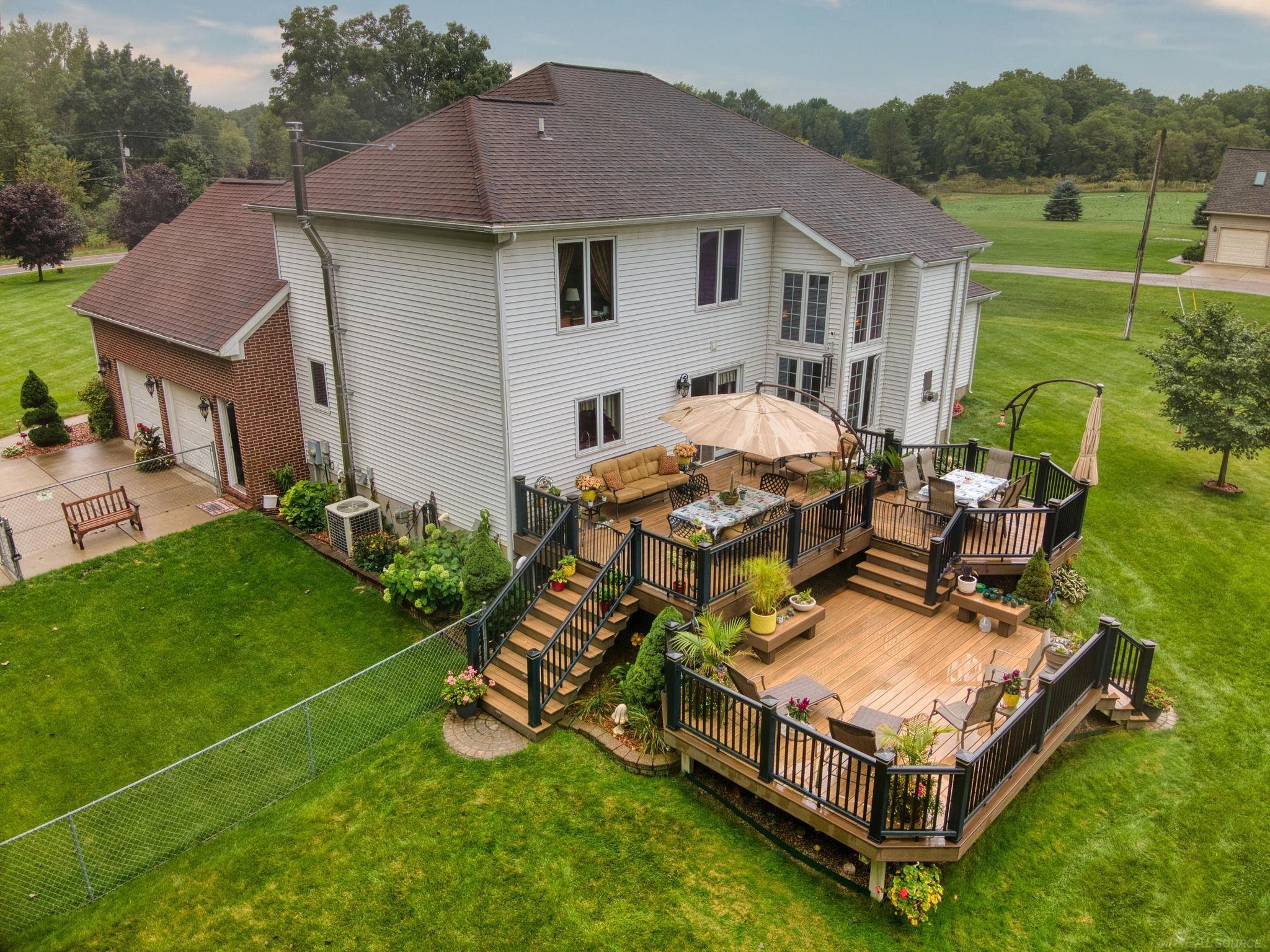 11095 Hill Road