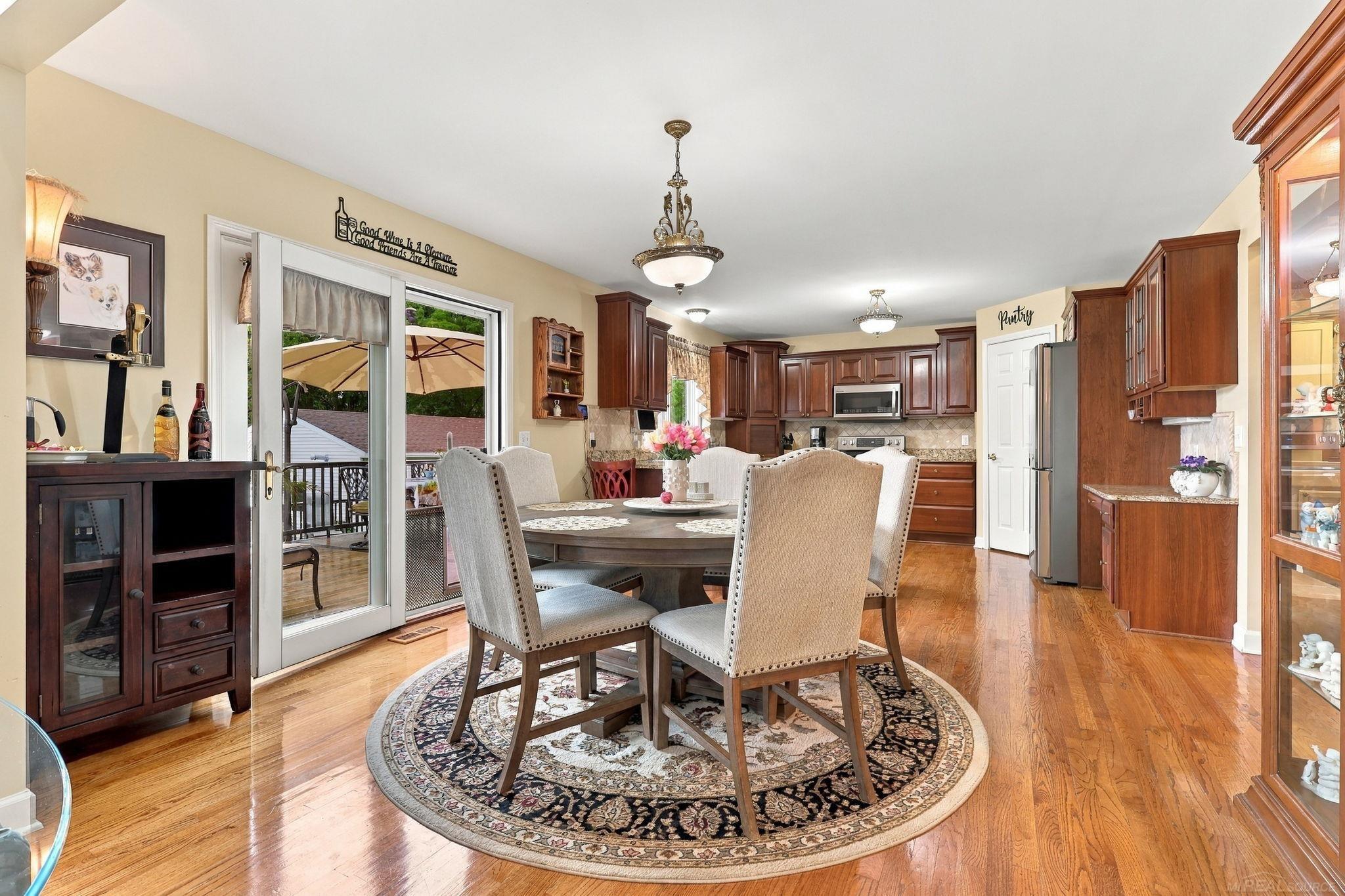 11095 Hill Road