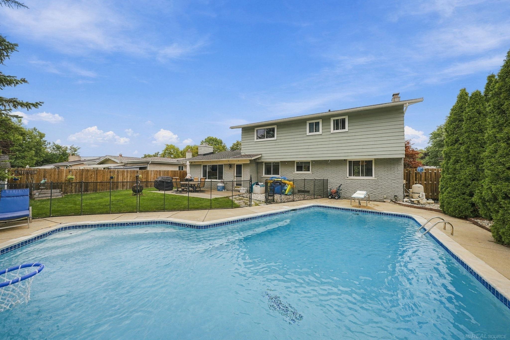 30505 Freda Drive