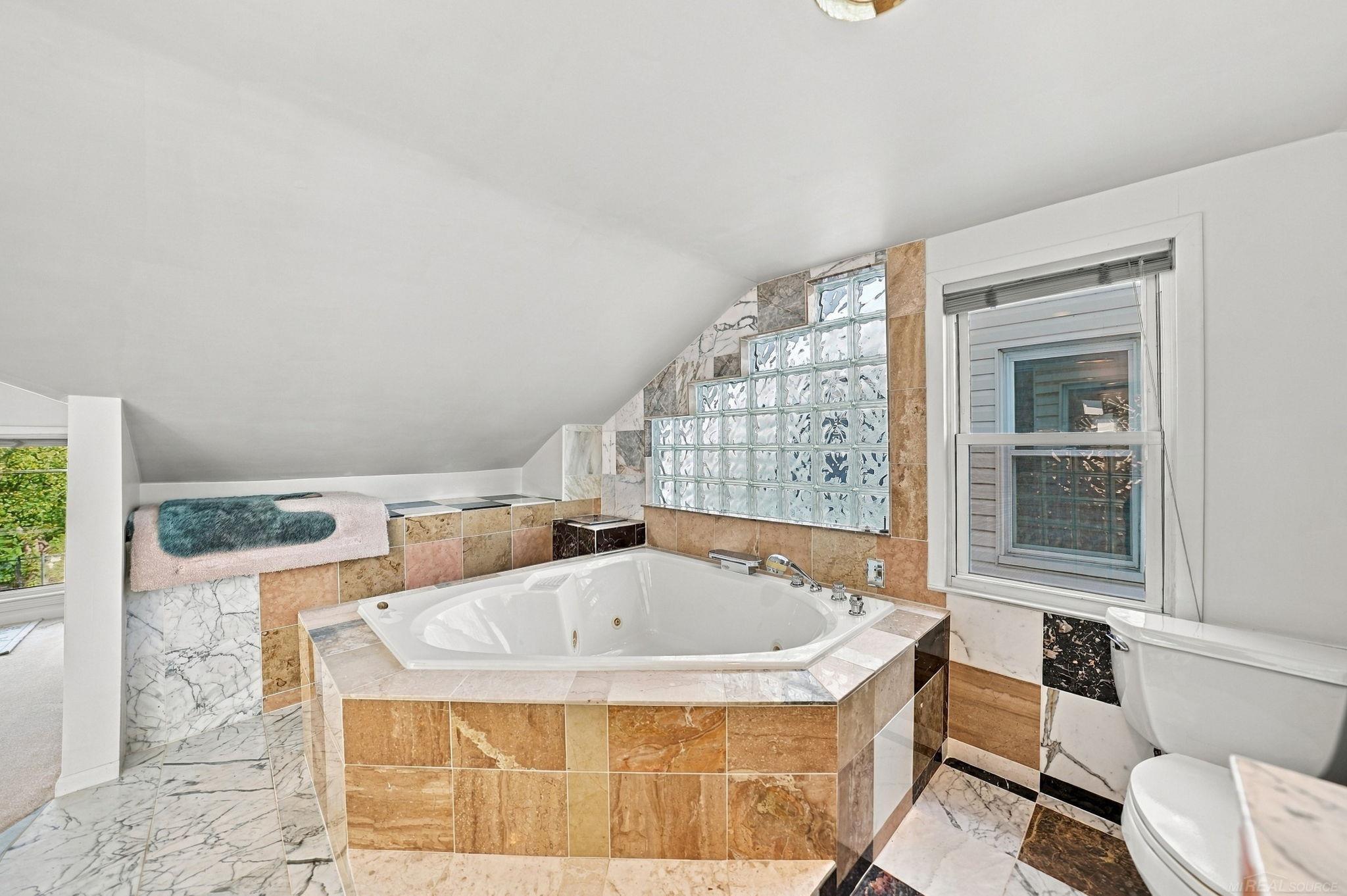 365 Ashland Street