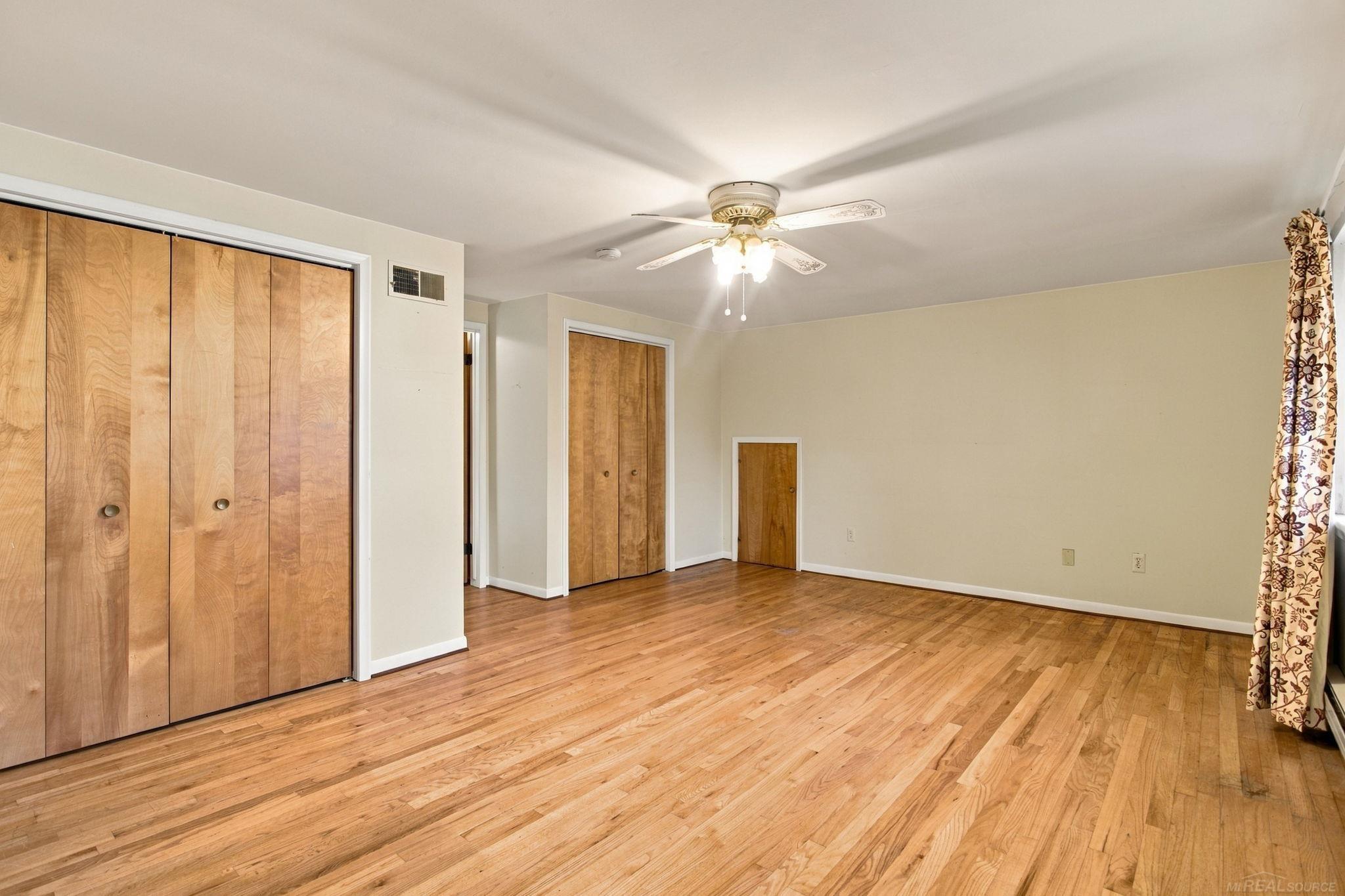 33616 Jefferson Avenue