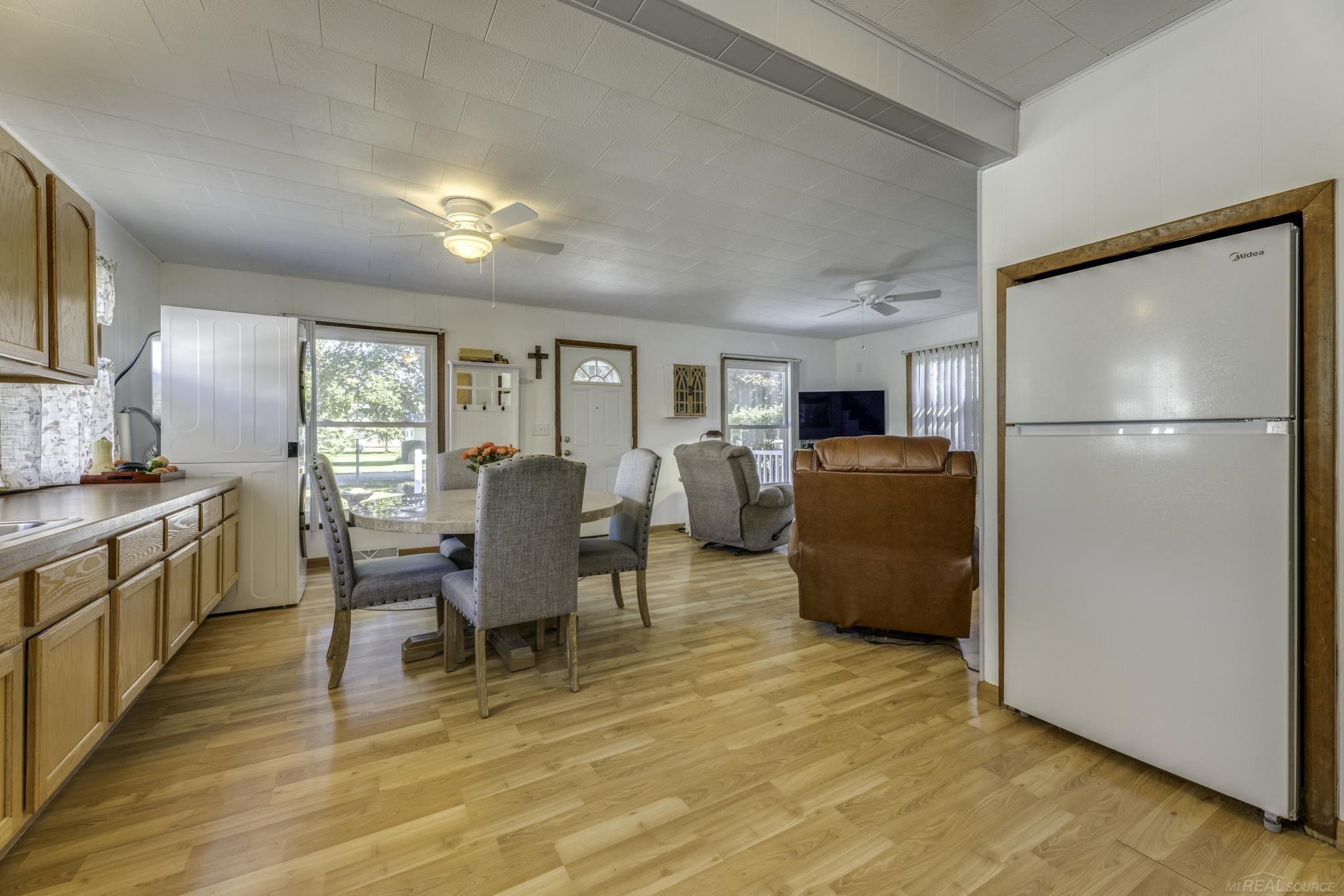 7462 Woodbine Road