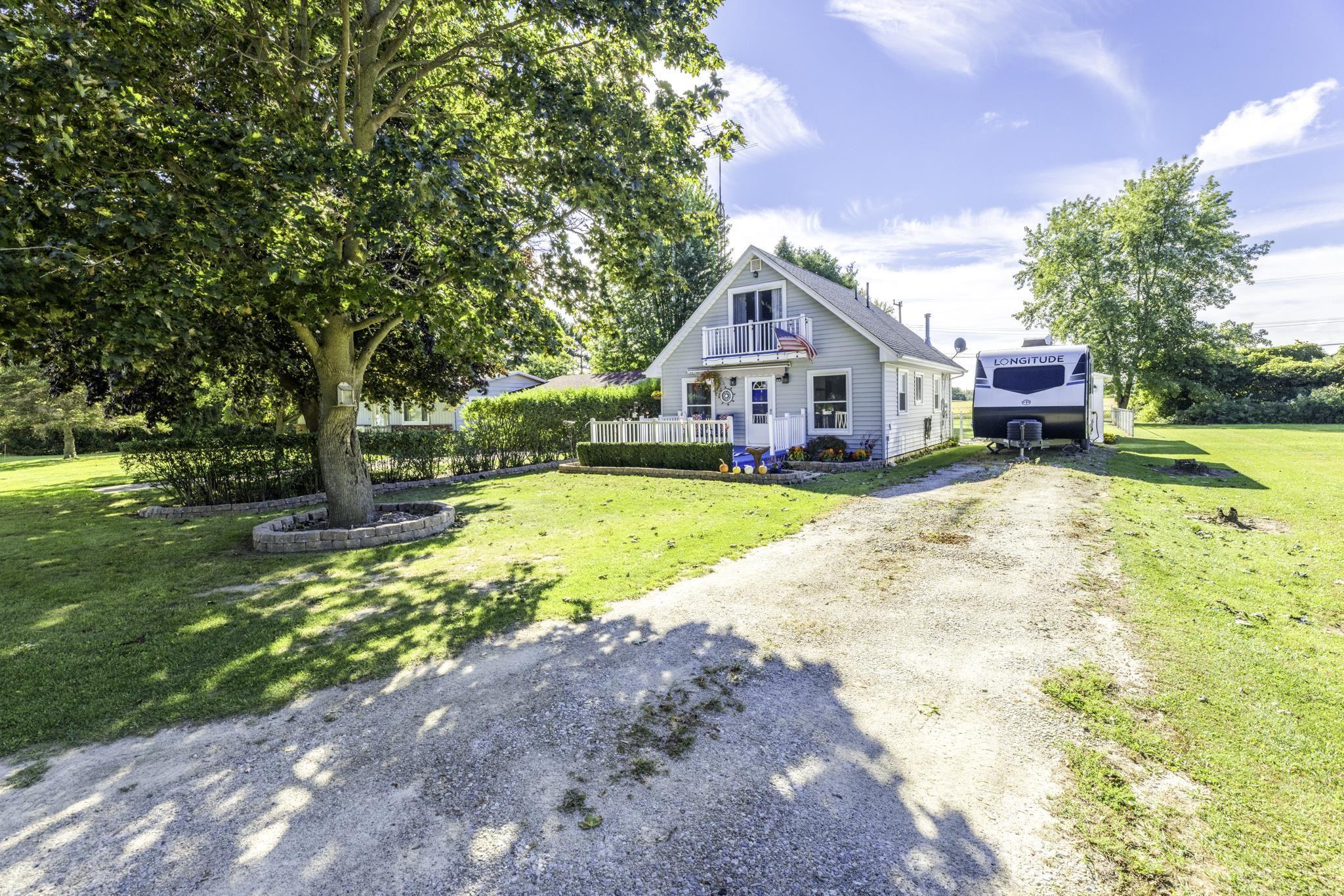 7462 Woodbine Road