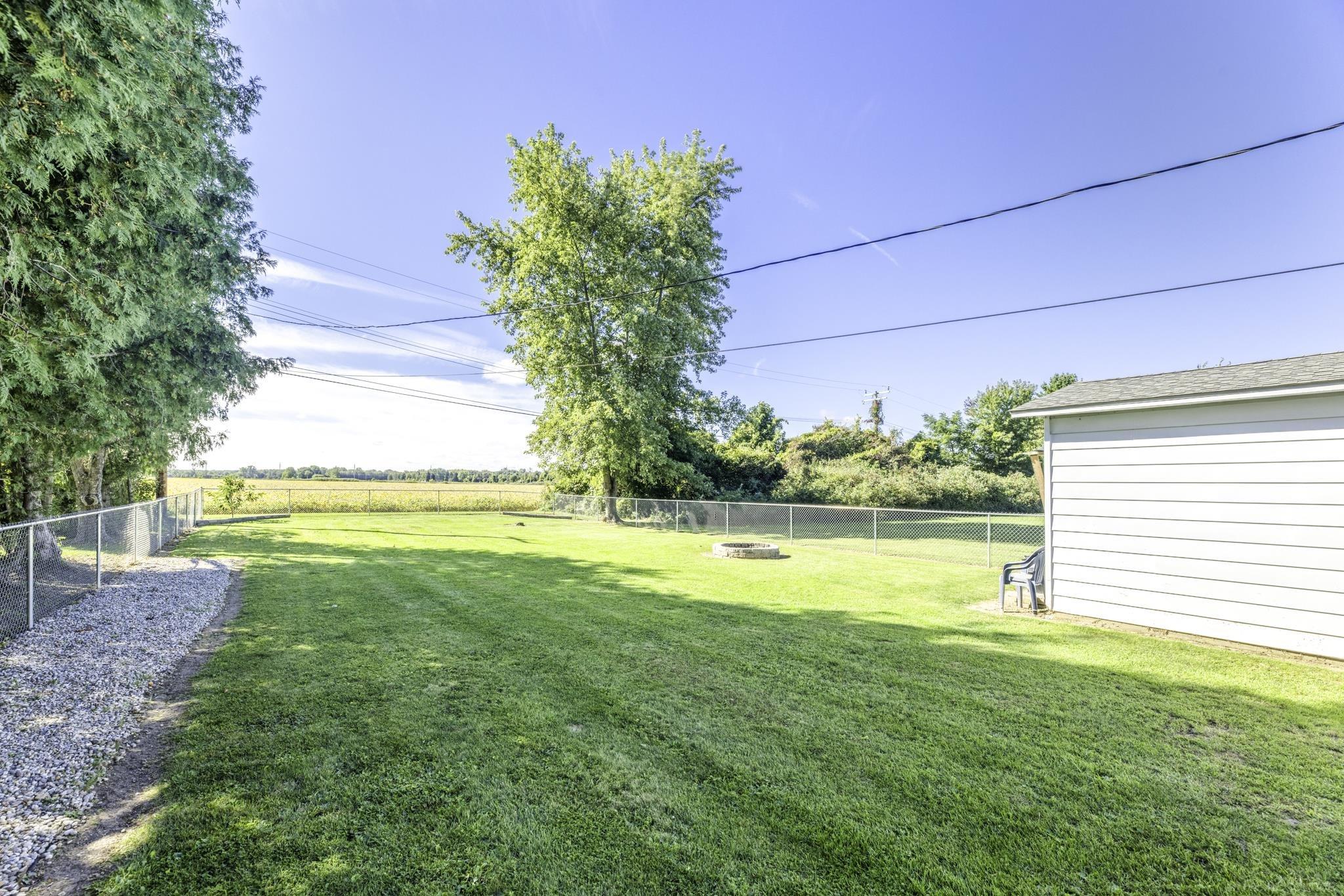 7462 Woodbine Road