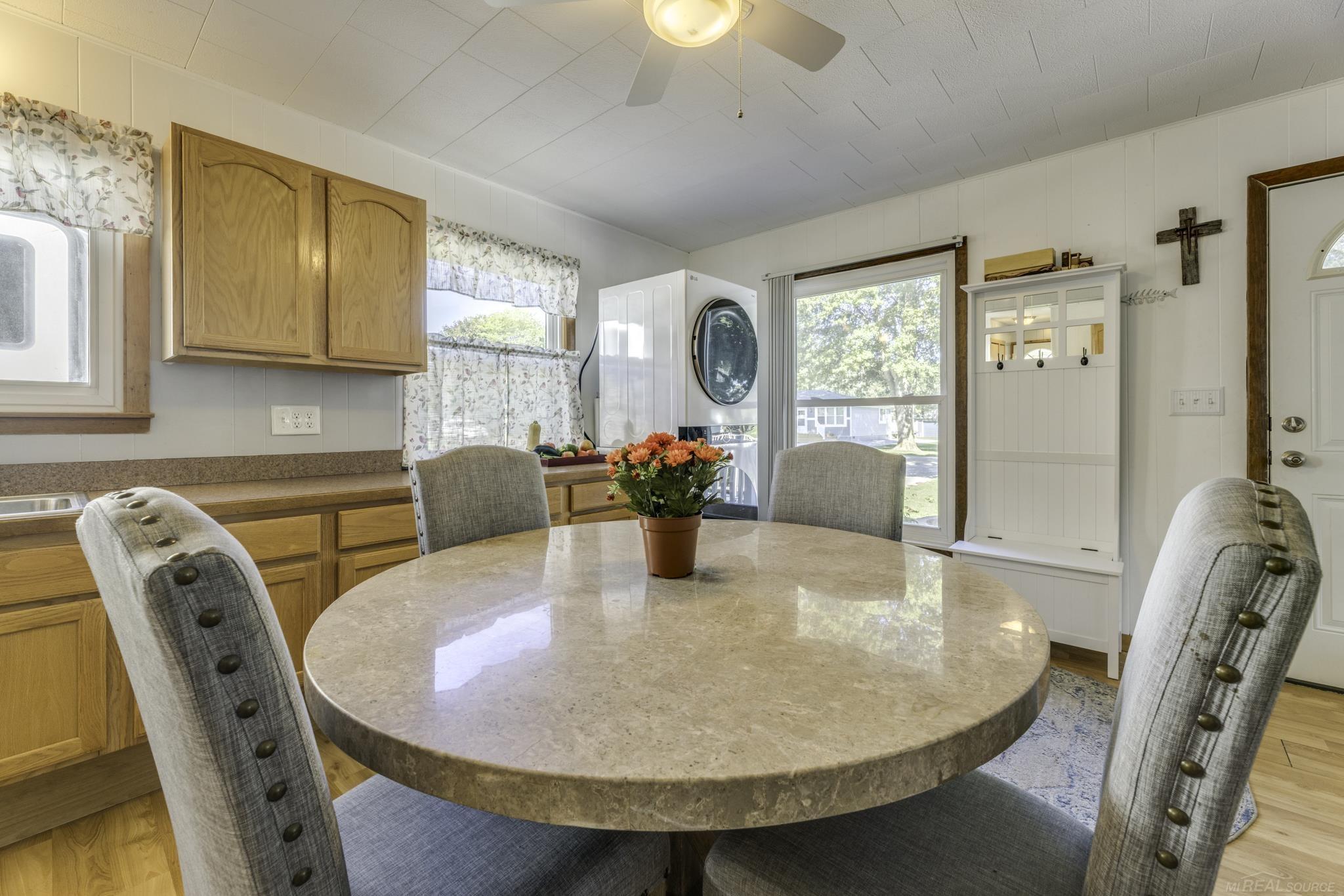 7462 Woodbine Road