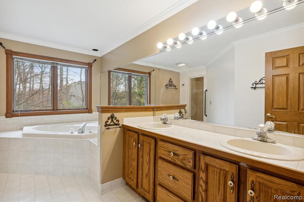 1336 Kings Pointe Road