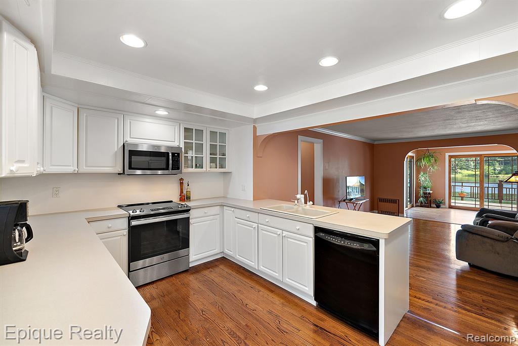 455 Shady Oaks Street